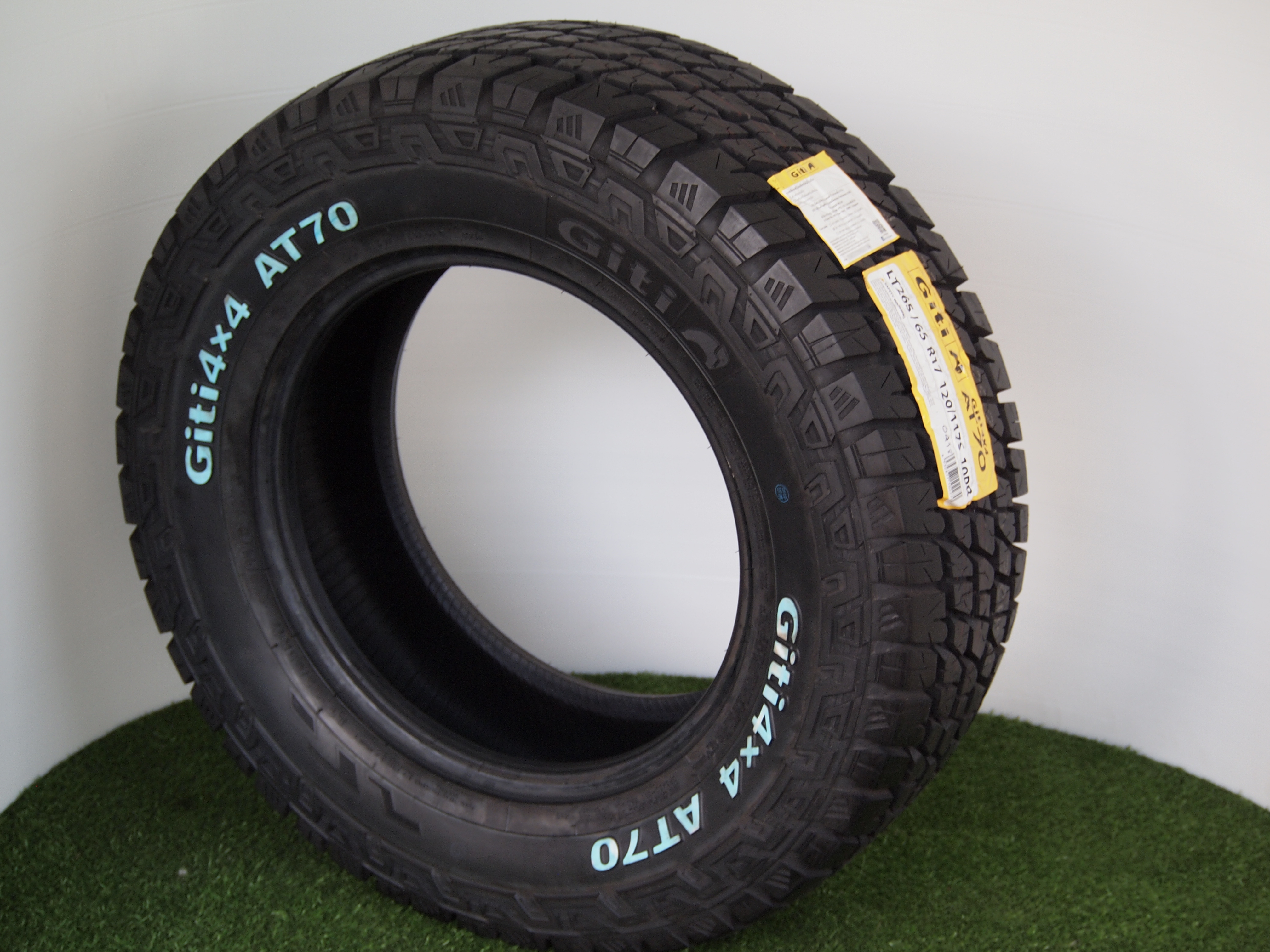 ยางใหม่คุณภาพดี 265-65R17 Giti 4x4 AT70 ยางใหม่ปี18