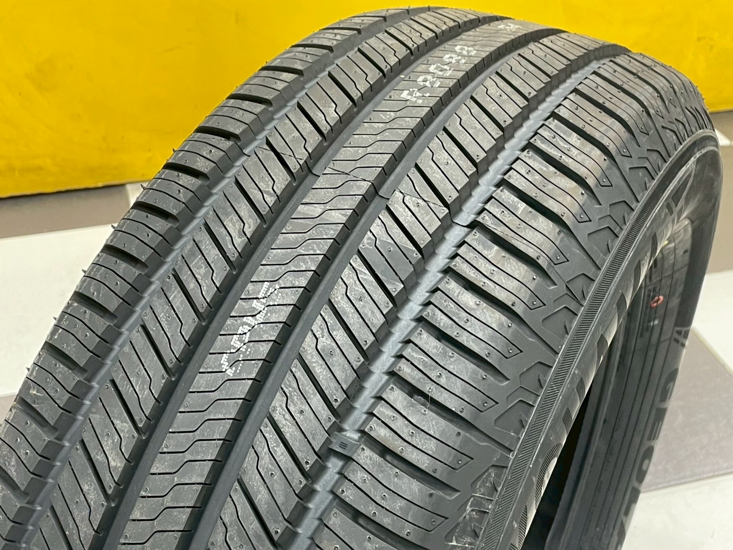ยาง YOKOHAMA GEOLANDAR CV G058 ขนาด 265/60R18ยางใหม่ปี2025