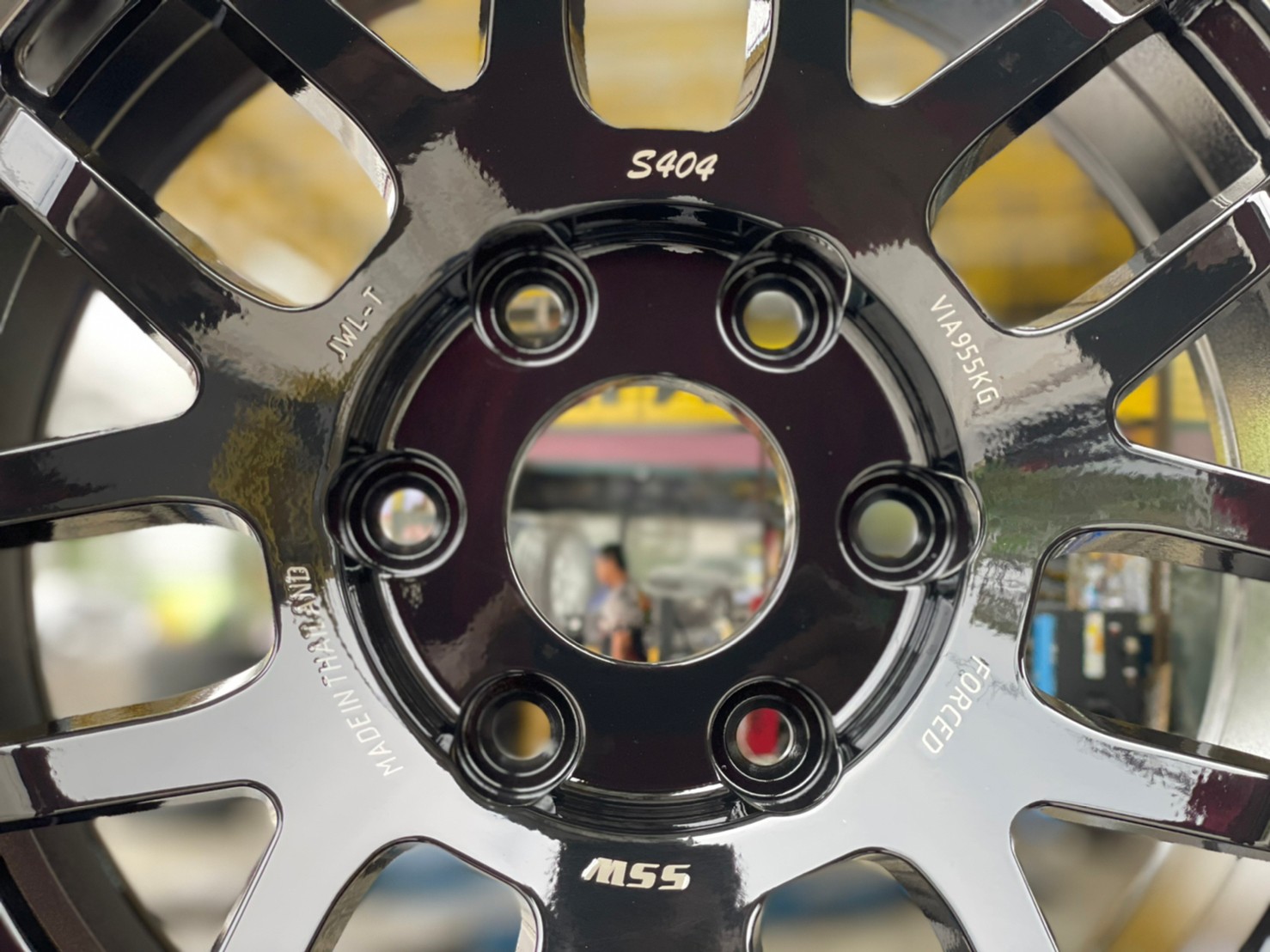 ล้อแม็กซ์ใหม่ขอบ16 SSW404 16x8 ET20 6x130 สีดำขอบเงา