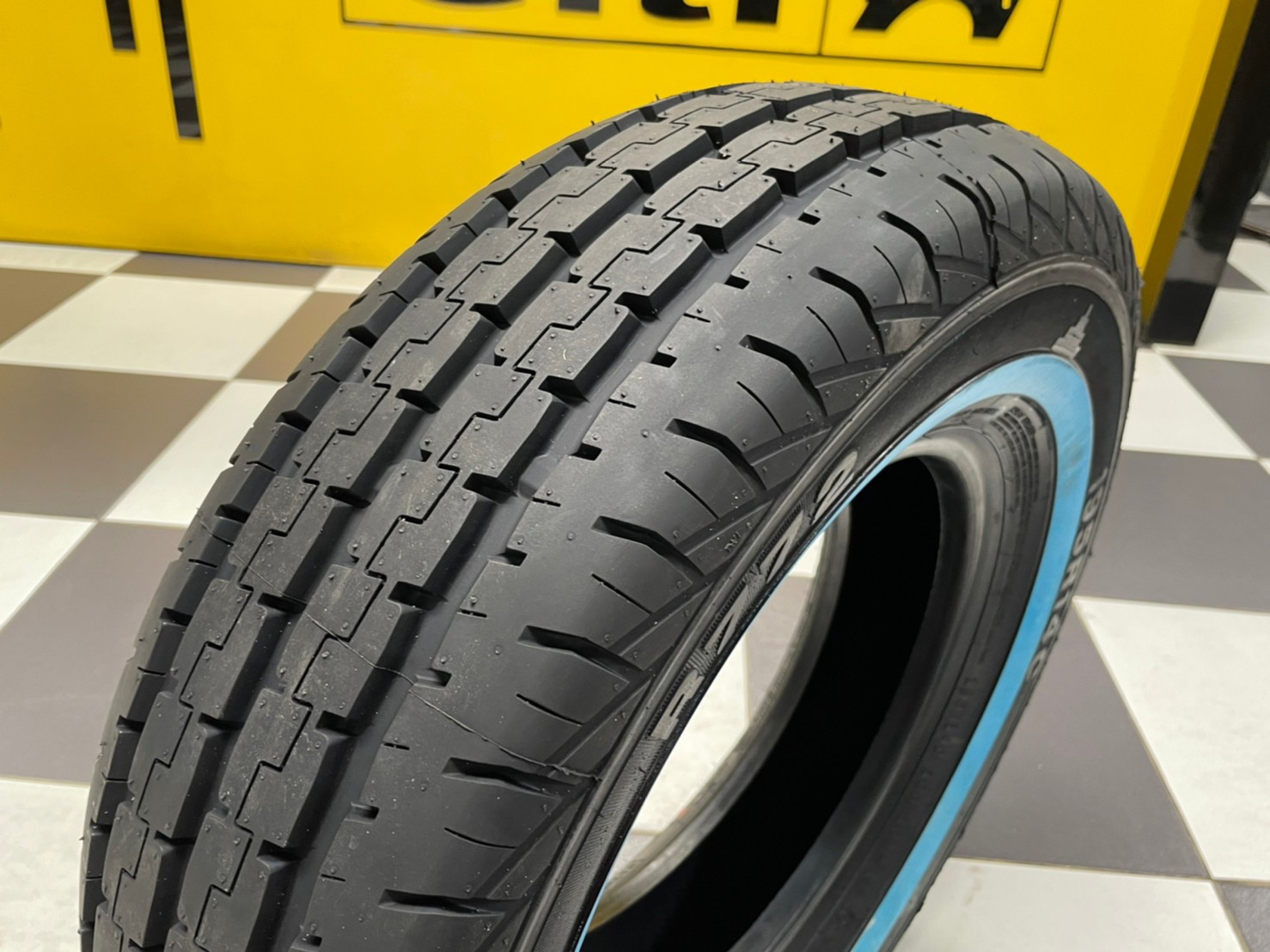 ยางขอบขาวแท้ Atlas_R772 195R14 ยางใหม่ปี2022