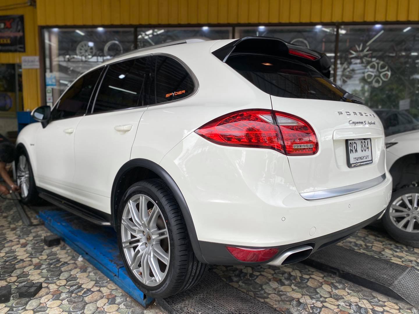 #Porsche #Cayenne #ยางสปอร์ต สมรรถนะสูง #Giti_SportS1 295/35R21