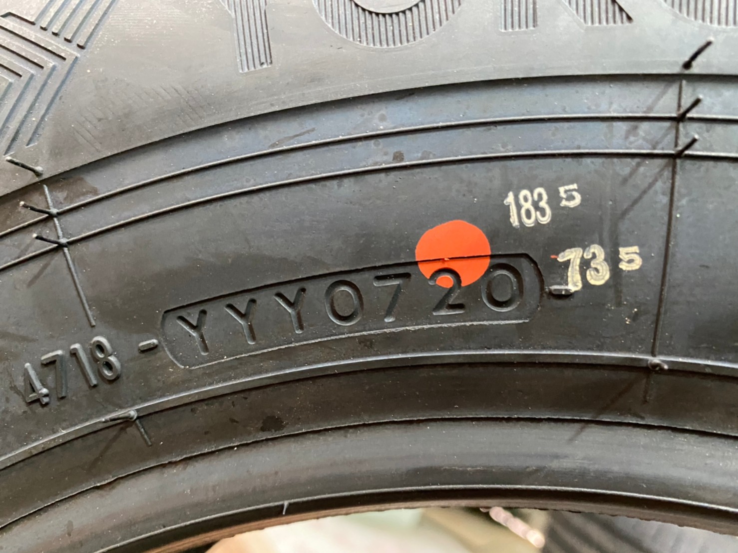 215/70R15 Yokohama BluEarth Van RY55 ยางสมรรถนะสูง ยางปี2020