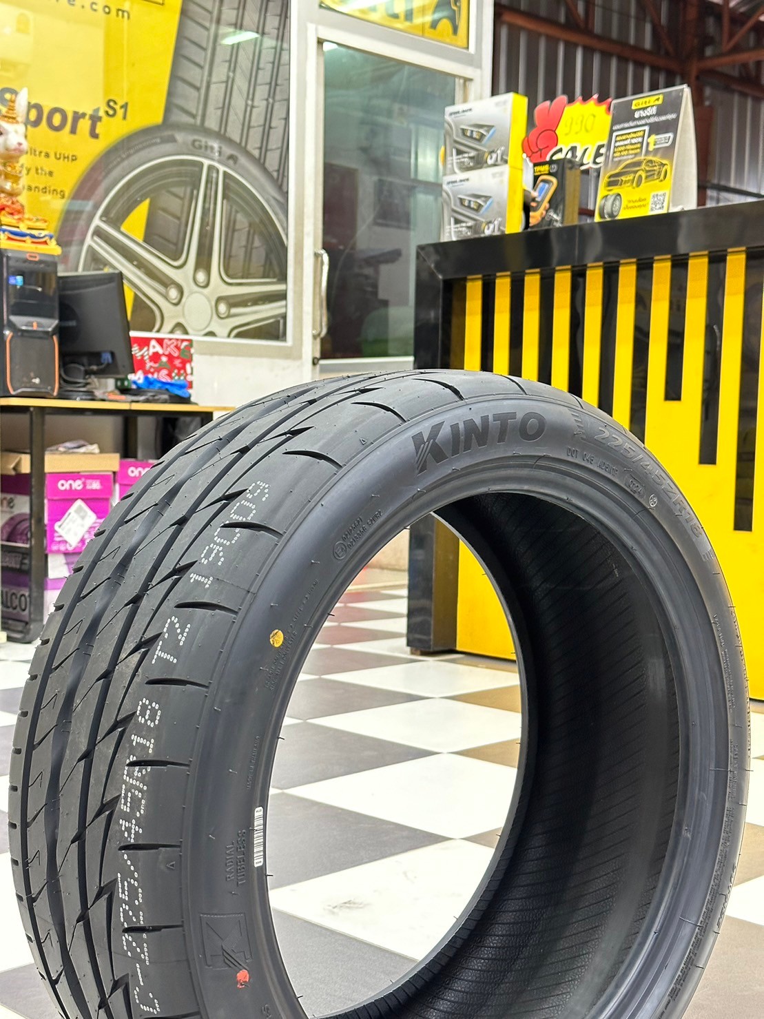 KINTO FORZA 001 Treadwear 280 225/45R18 ยางใหม่ปี2024