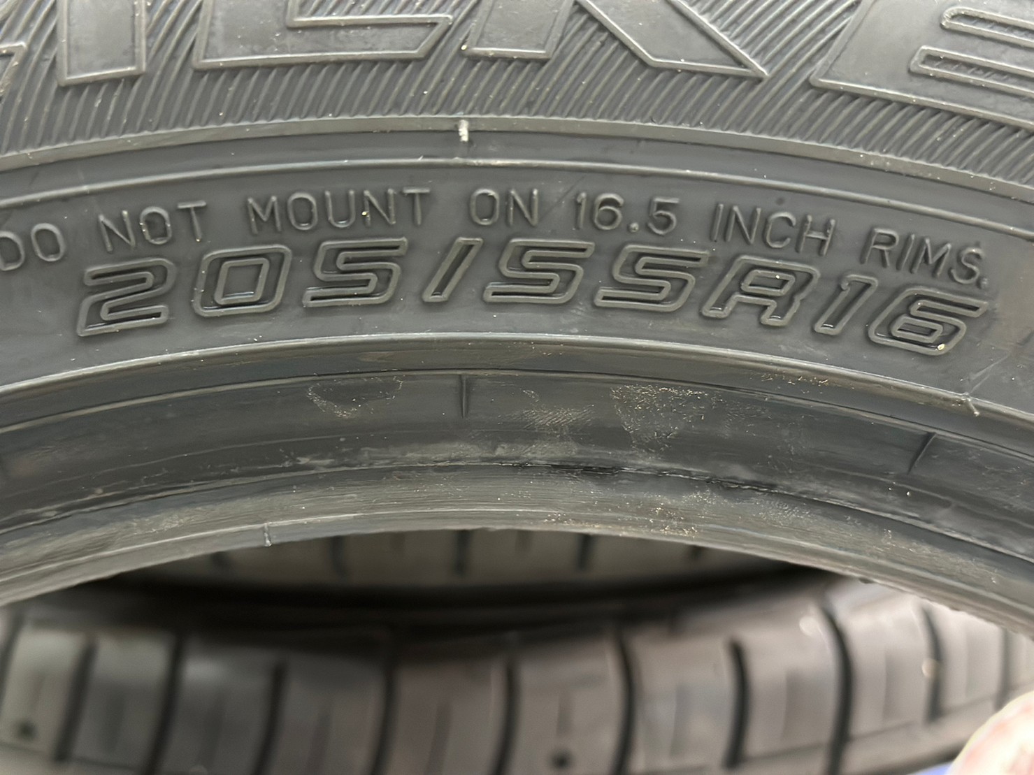 ยางใหม่ Falken ZE914 205/55R16 ยางใหม่ปี2023