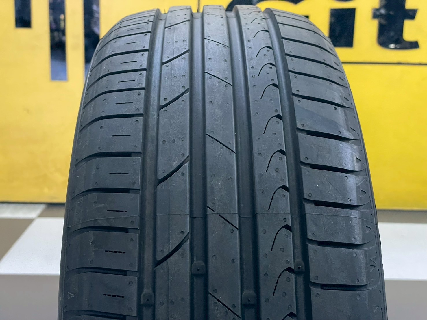 GT RADIAL #FE2 205/55R16 ยางใหม่ปี2025