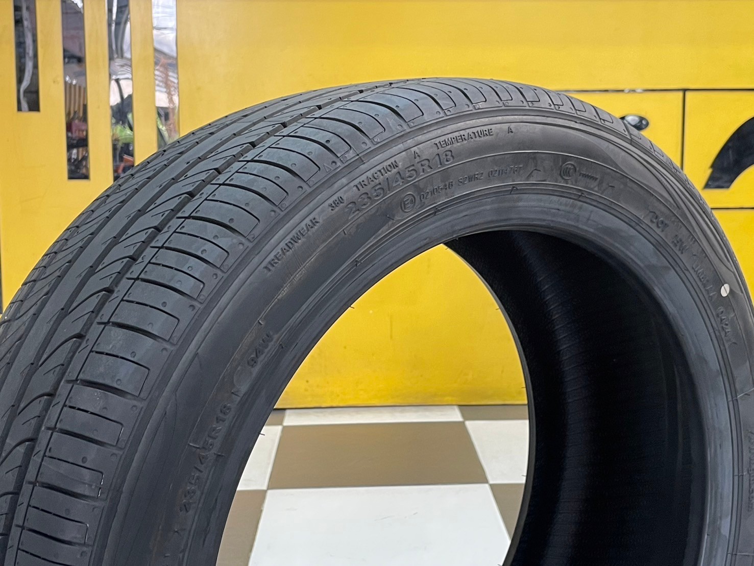 Giti ComfortF22 235/45R18 ยางใหม่ปี2024