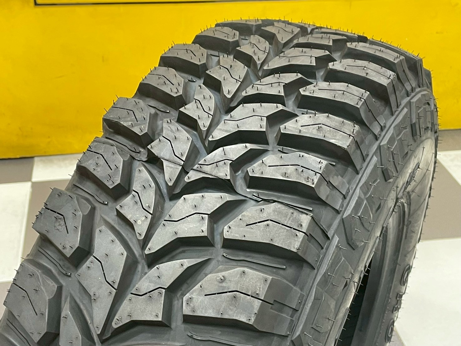 ยางสายลุย Linglong MT (Crosswind M/T) 265/75R16 ยางใหม่ปี2025 ผ้าใบ10ชั้น