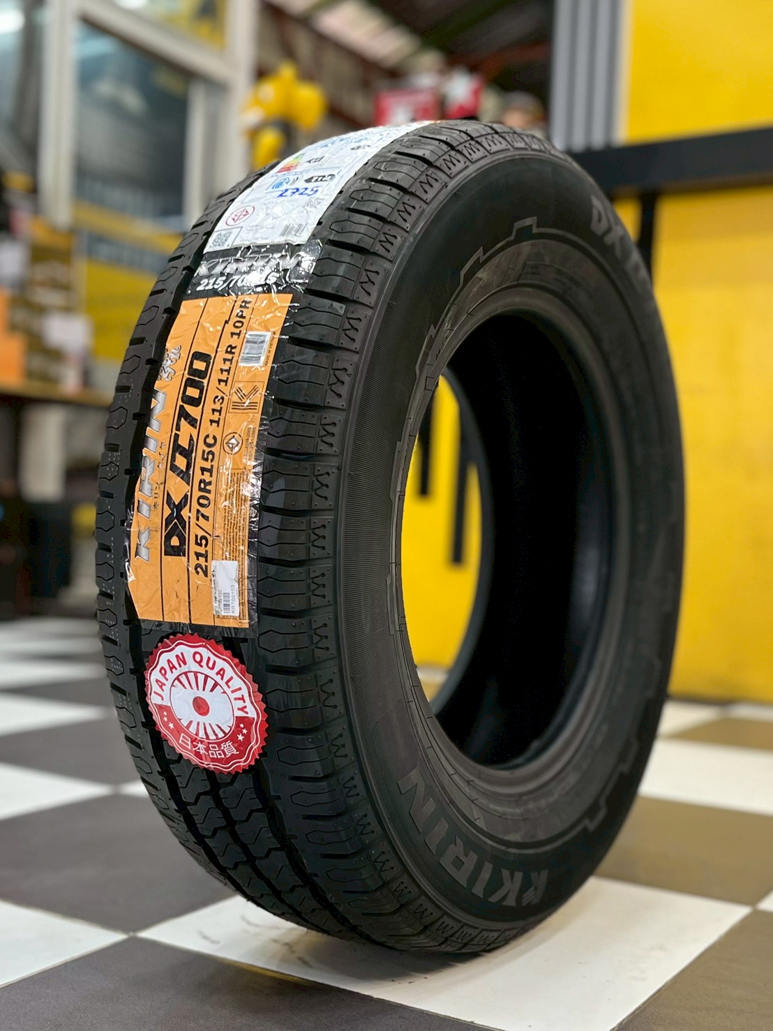 ยาง KRIN LT ขนาด 215/70R15 ยางใหม่ปี2025