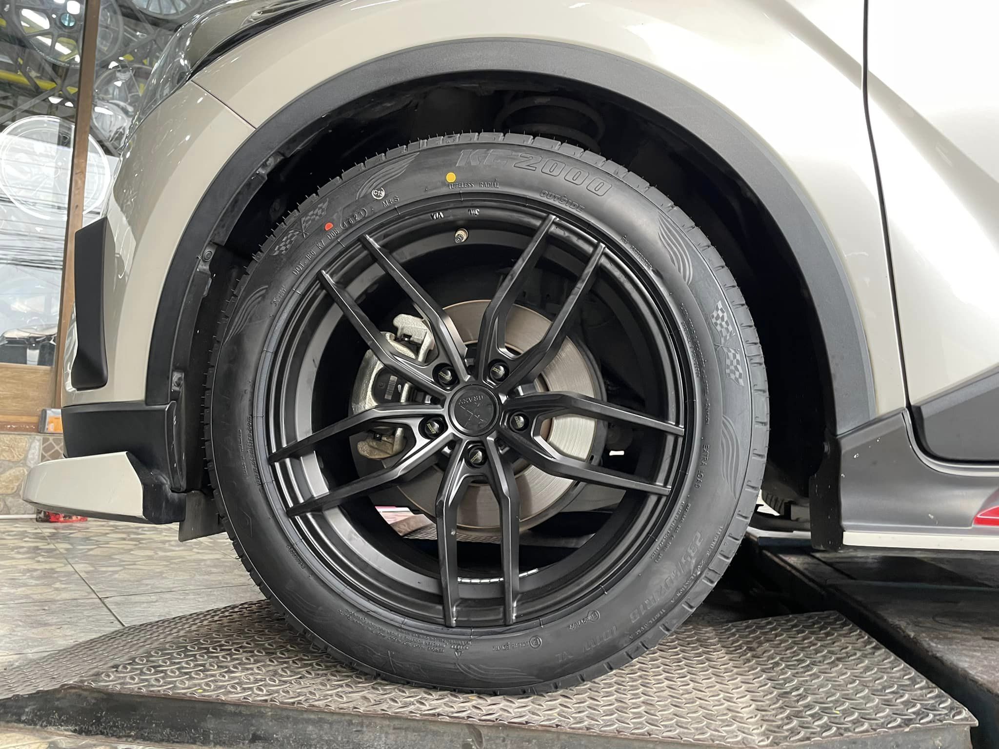 #TOYOTA_CHR❤️🌟⚡️ 🛞 #ล้อแม็กซ์18 5x114 #Graxy #Hof_RacingWheel 🛞 #OTANI_KC2000 235/50R18