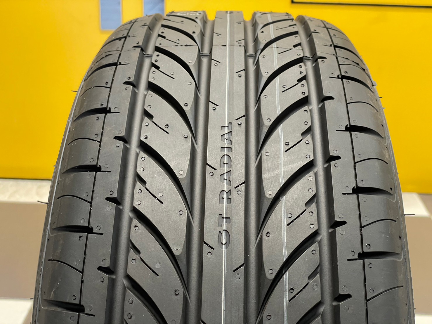 GT Radial Champiro GTX PRO ขนาดยาง 195/55R15 ยางใหม่ปี2023