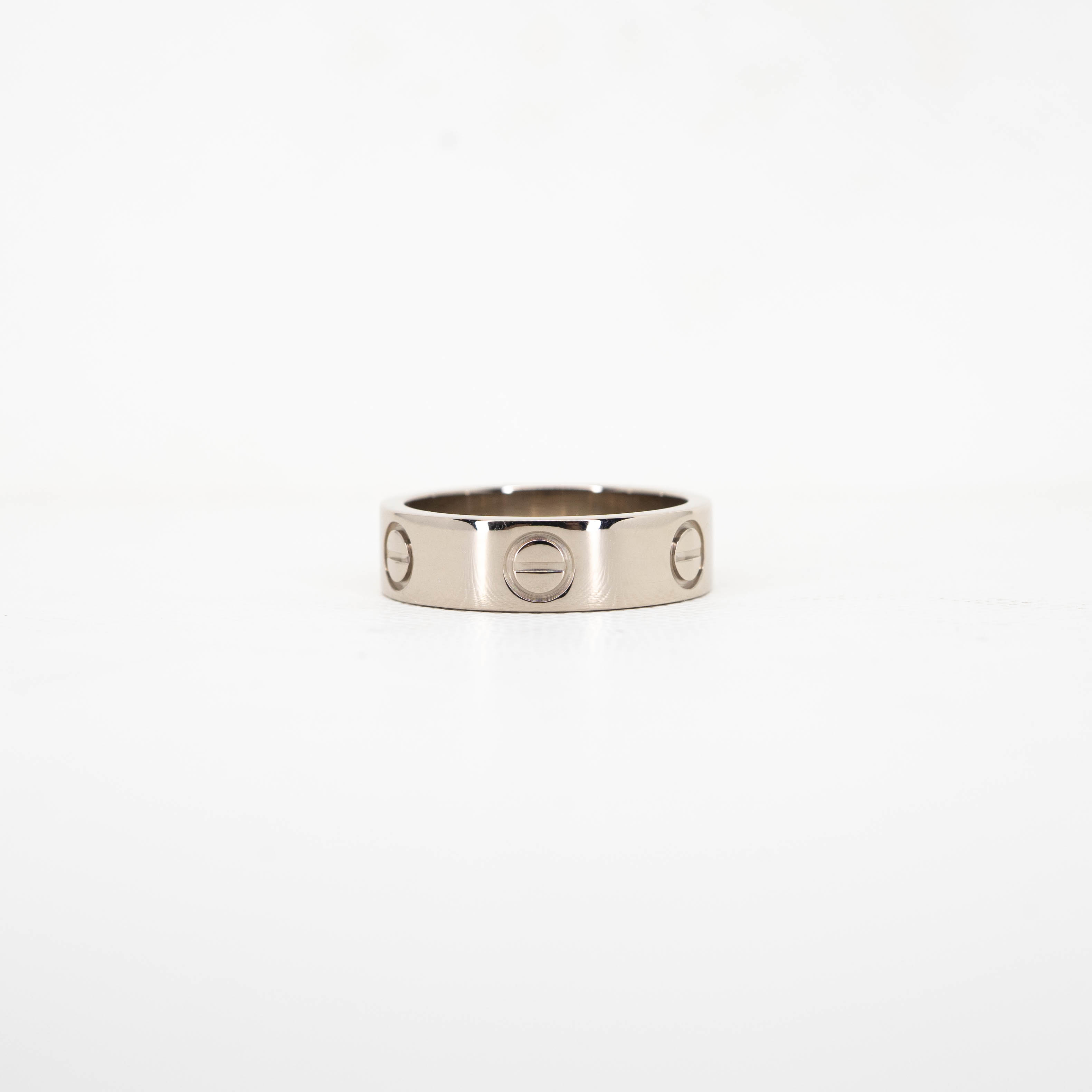 แหวน Cartier Love ทองขาว18K ไซส์ 52# (Used)