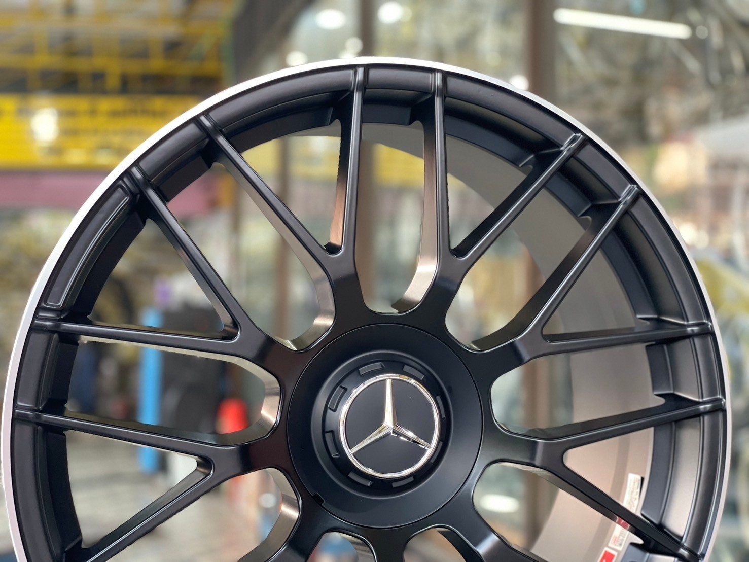 ล้อแม็กซ์ใหม่ สำหรับใส่รถ Mercedes-Benz ขอบ19" นิ้ว ล้อเบาผลิตแบบ Flow Forming