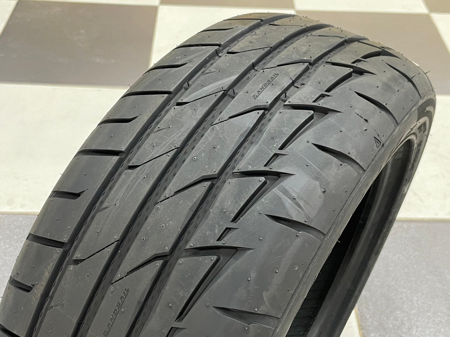 ยางลายซิ่ง 🔥🔥🔥#Landsail #RS009 195/50R15👍 ยางMade in Thailand 🔥🔥ยางสปอร์ต นุ่ม หนึบ ยางใหม่ปี2024