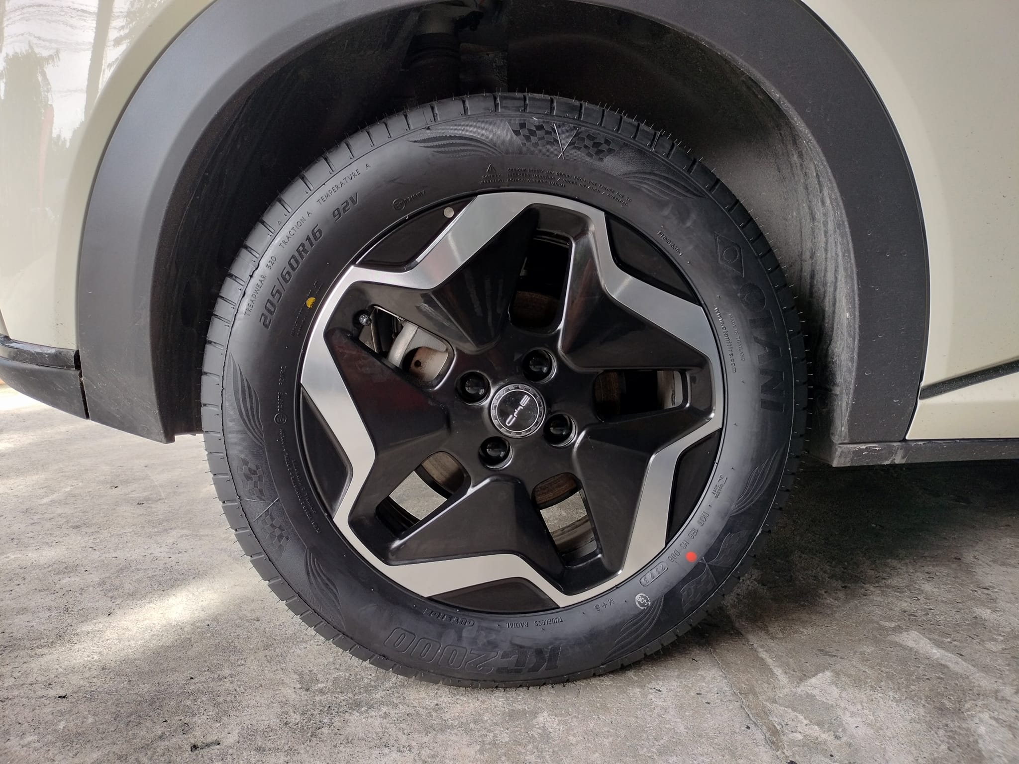 #BYD_DOLPHIN #OTANI_KC2000_205/60R16