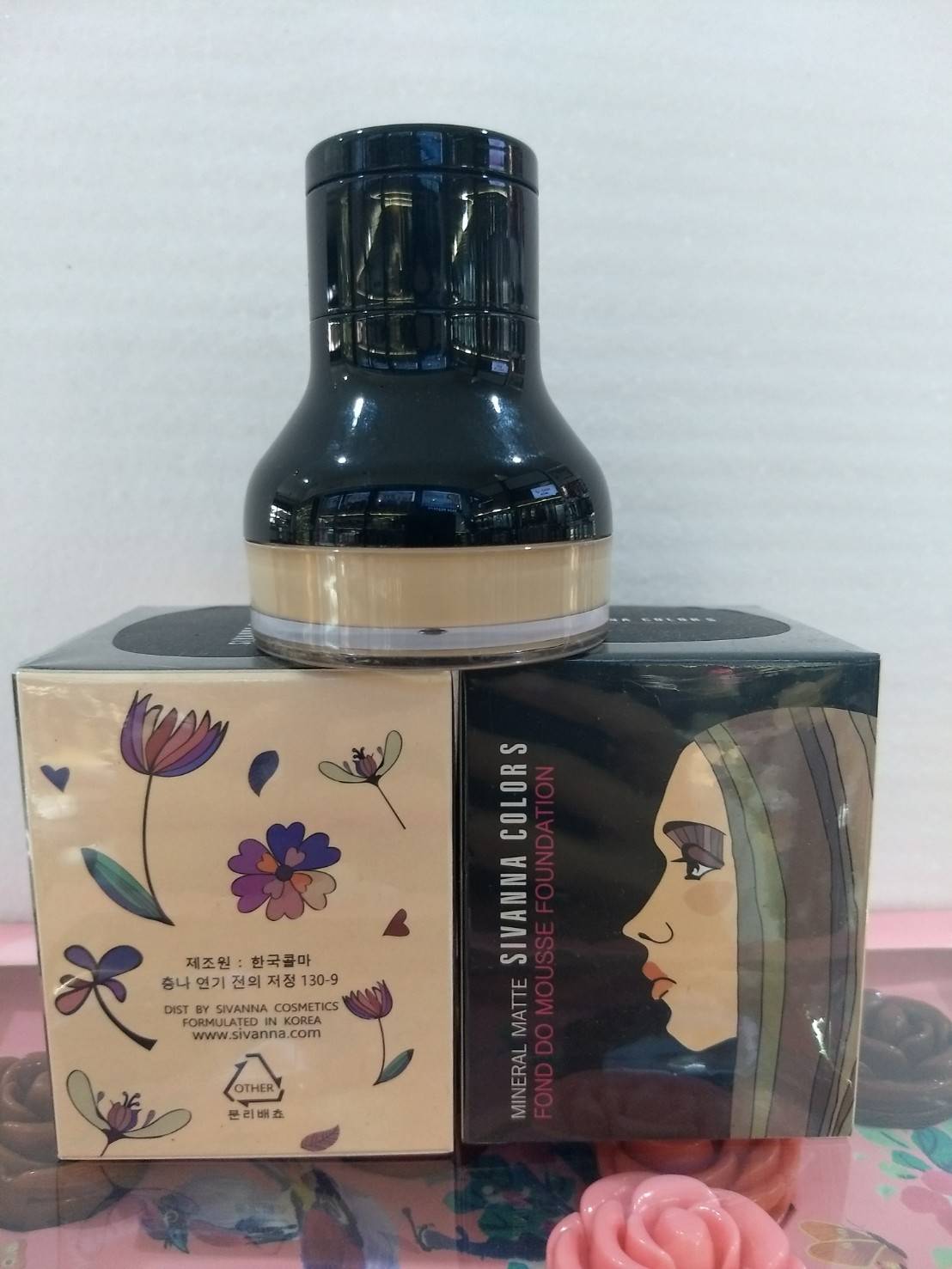 Sivanna Colors รองพื้นเนื้อมูส Mineral Matte FOND DO MOUSSE FOUNDATION HF804