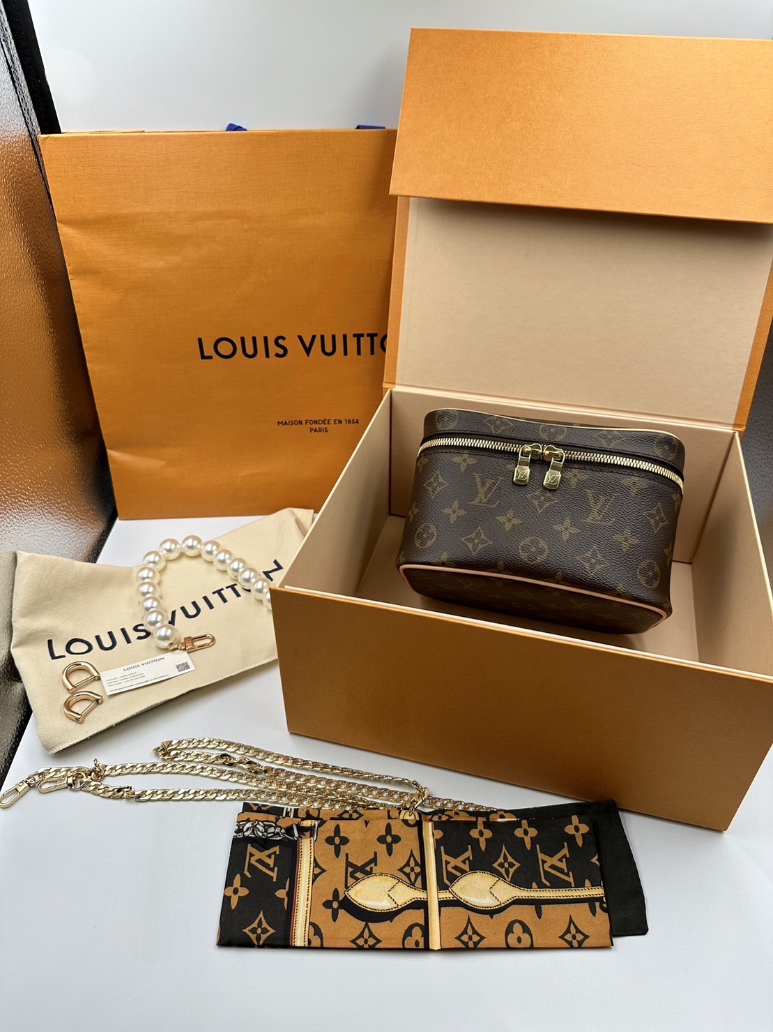 กระเป๋า Louis Vuitton nice mini microchip มือสอง