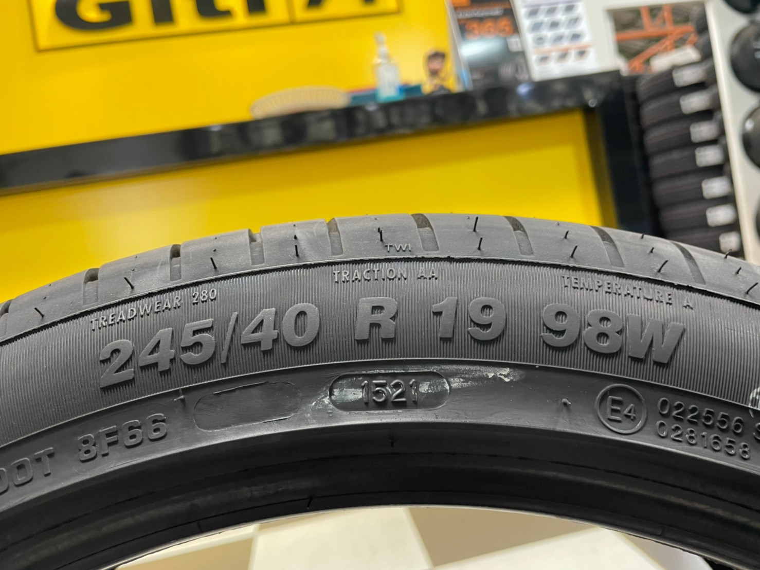 245/40R19 Apollo Aspire4G ยางสมรรถนะสูงคุณภาพดี ยางปี2021