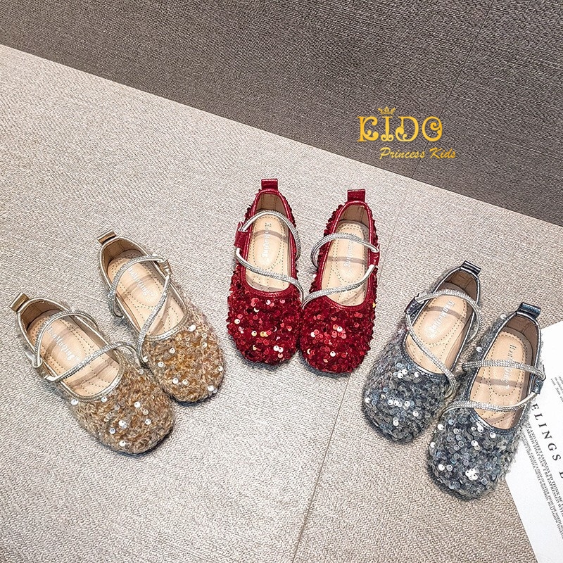 ssรองเท้าเด็กออกงาน(หน้าร้านอยู่รัชดา ลองได้)H052สีแดง สีดำ เลื้อมวิ้งๆ สายคาดเพชร สวยแช่บมาก