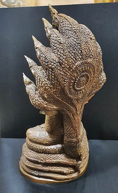 พระบูชา ปางนาคปรกลายพิกุล หน้าตัก 9 นิ้ว พระประจำวันเสาร์ เนื้อทองเหลือง