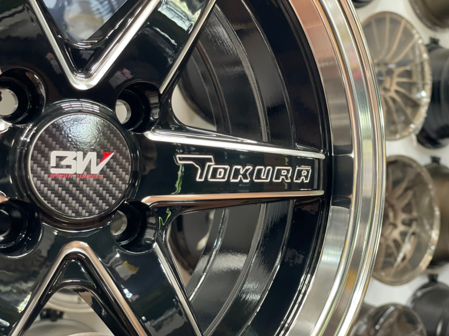 ล้อแม็กซ์ขอบ15 Brightwheels BW-54 ขอบ15 กว้าง7 ออฟ35 4รู100 สีดำขอบเงา(LP/B)