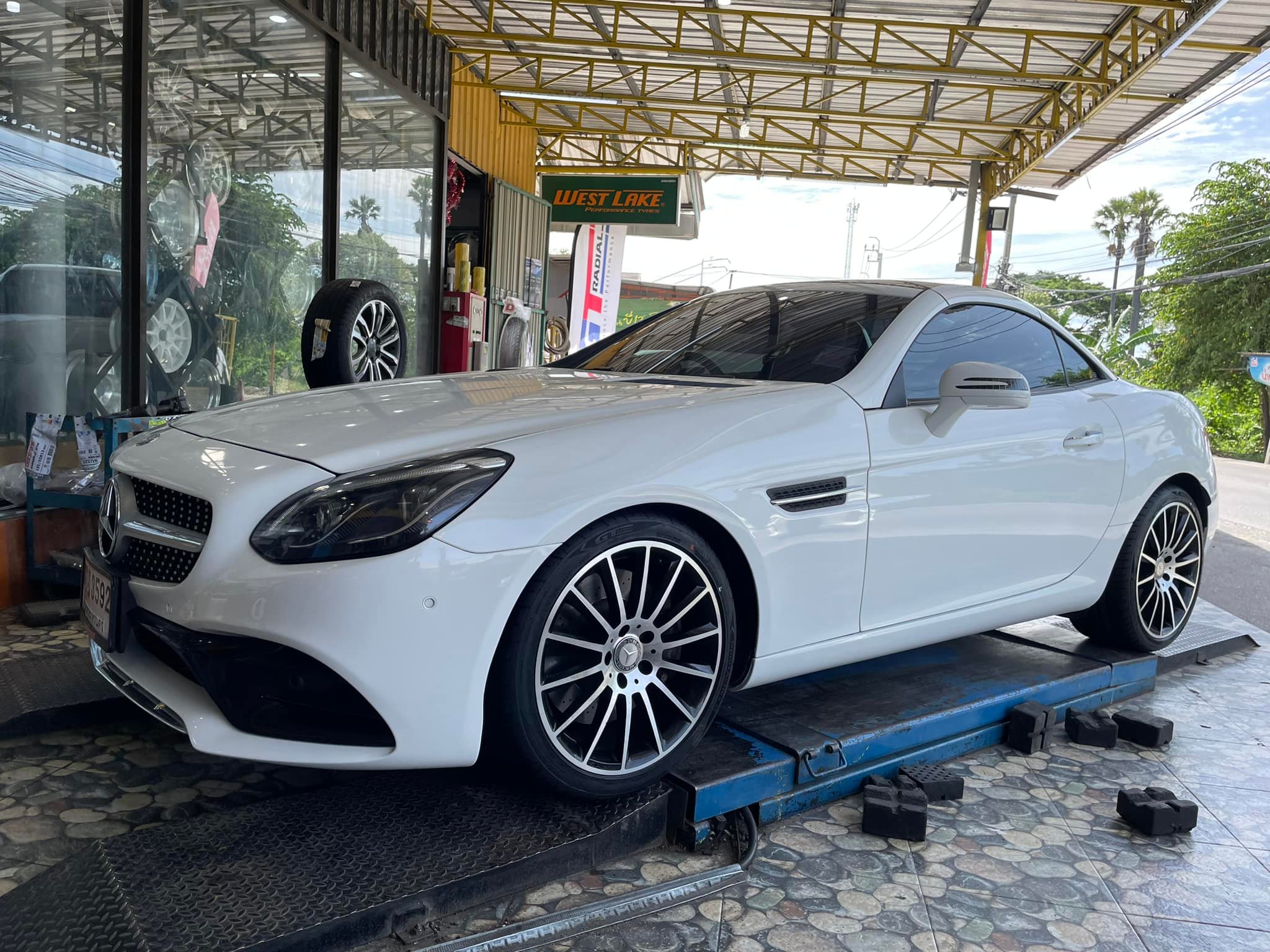 GT RADIAL SportActivE2 225/40R18 GT RADIAL SportActivE2 255/35R18