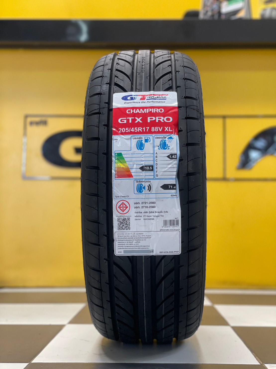 GT Radial Champiro GTX PRO 205/45R17 ยางใหม่ปี2023