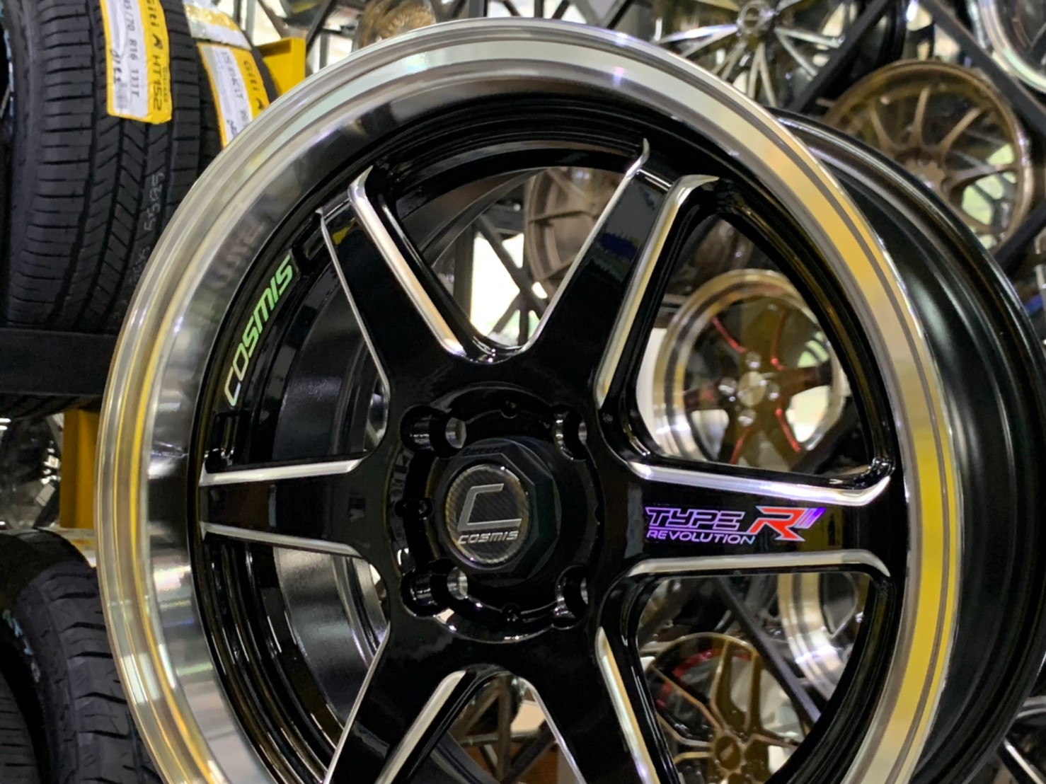 ล้อแม็กซ์ใหม่ขอบ15 #COSMIS TYPE-R 4รู100 กว้าง7 ออฟ35