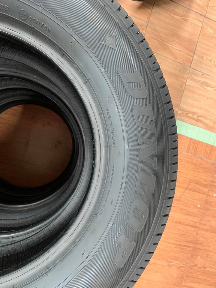 ยางใหม่Dunlop SP LT37 215/70R15 ยางใหม่ปี2020
