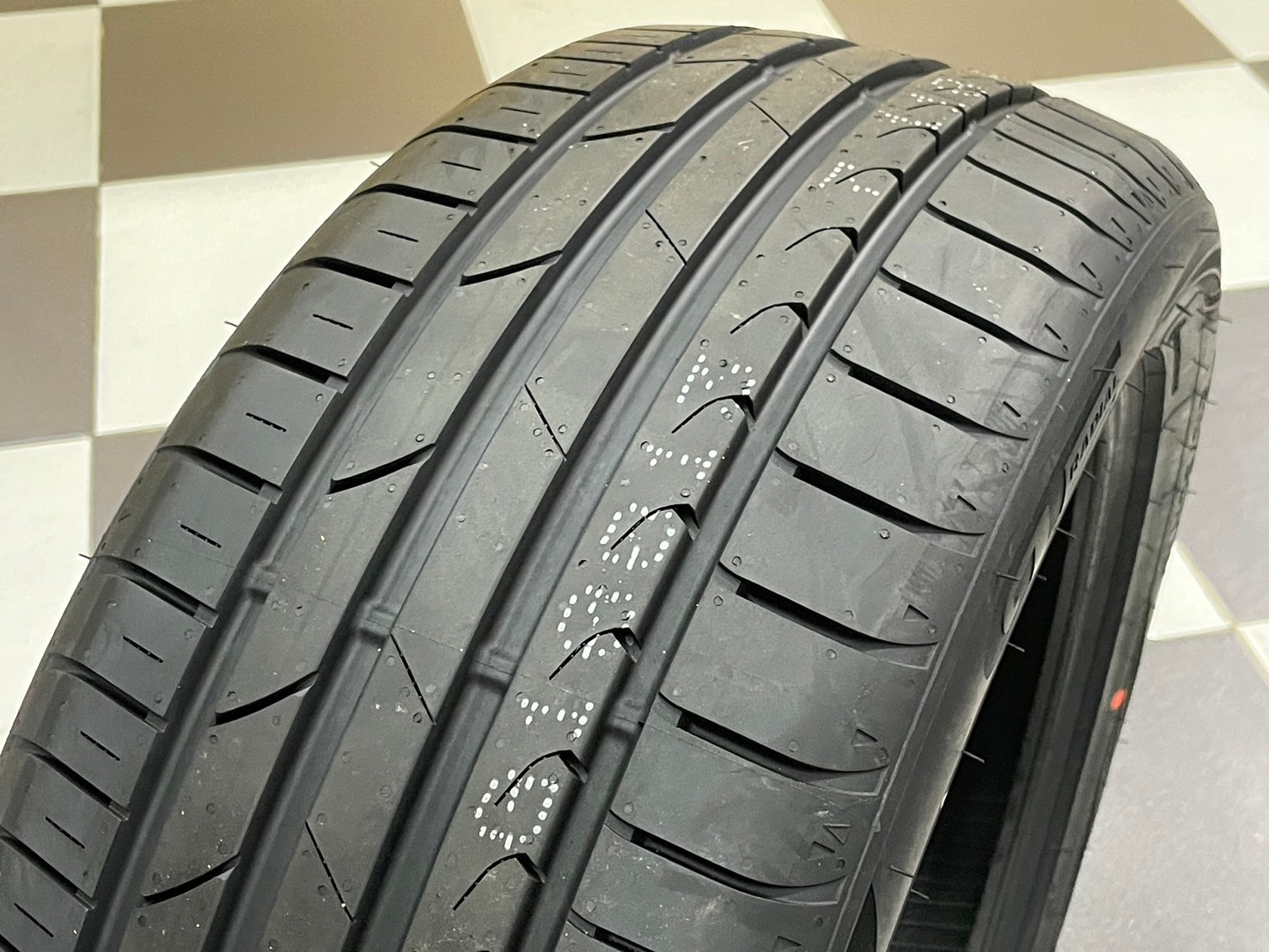 GT RADIAL FE2 215/50R18 EV READY ยางใหม่ปี2024 รองรับยางสำหรับรถไฟฟ้า EV