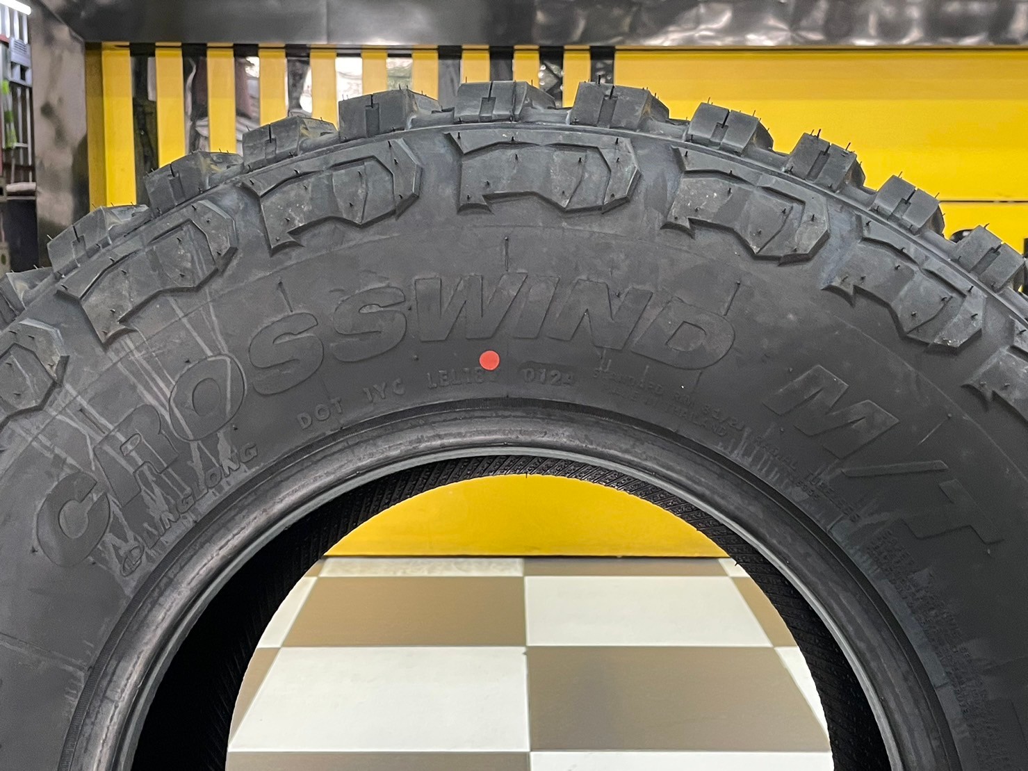 31x10.5R15 LINGLONG CROSSWIND MT (ยางปี2024)