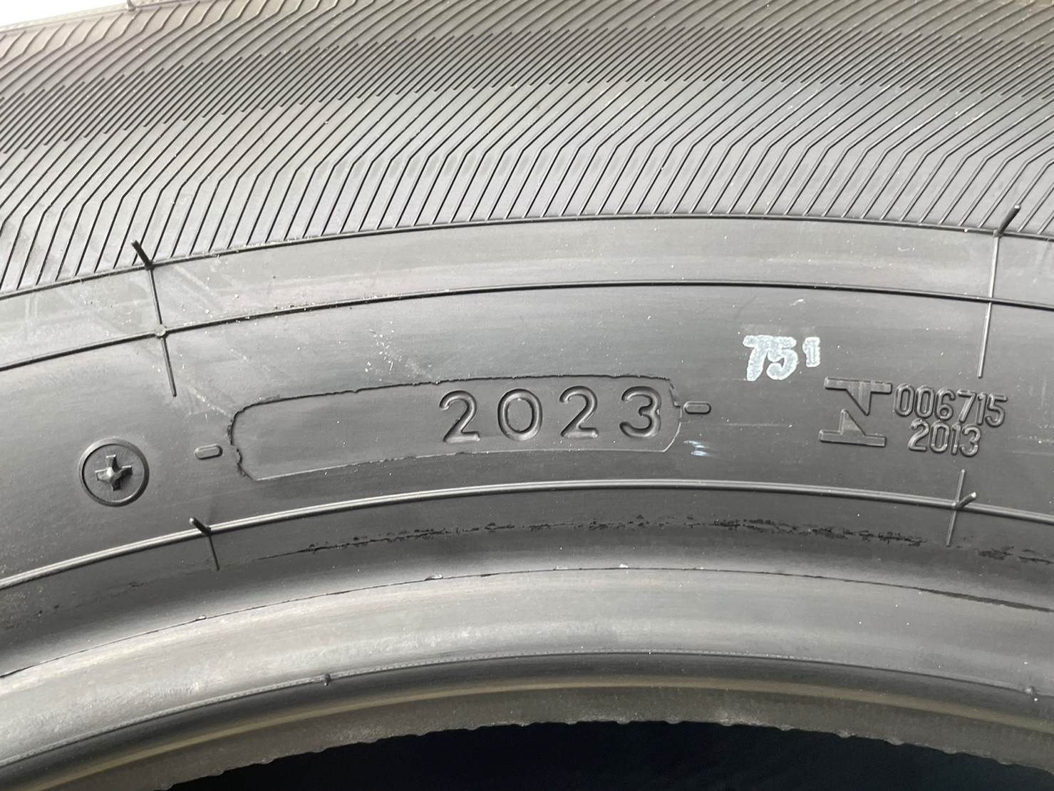 ยางใหม่ราคาโปรโมชั่นพิเศษ YOKOHAMA GEOLANDAR HT G056 255/60R18 ยางใหม่ปี2023