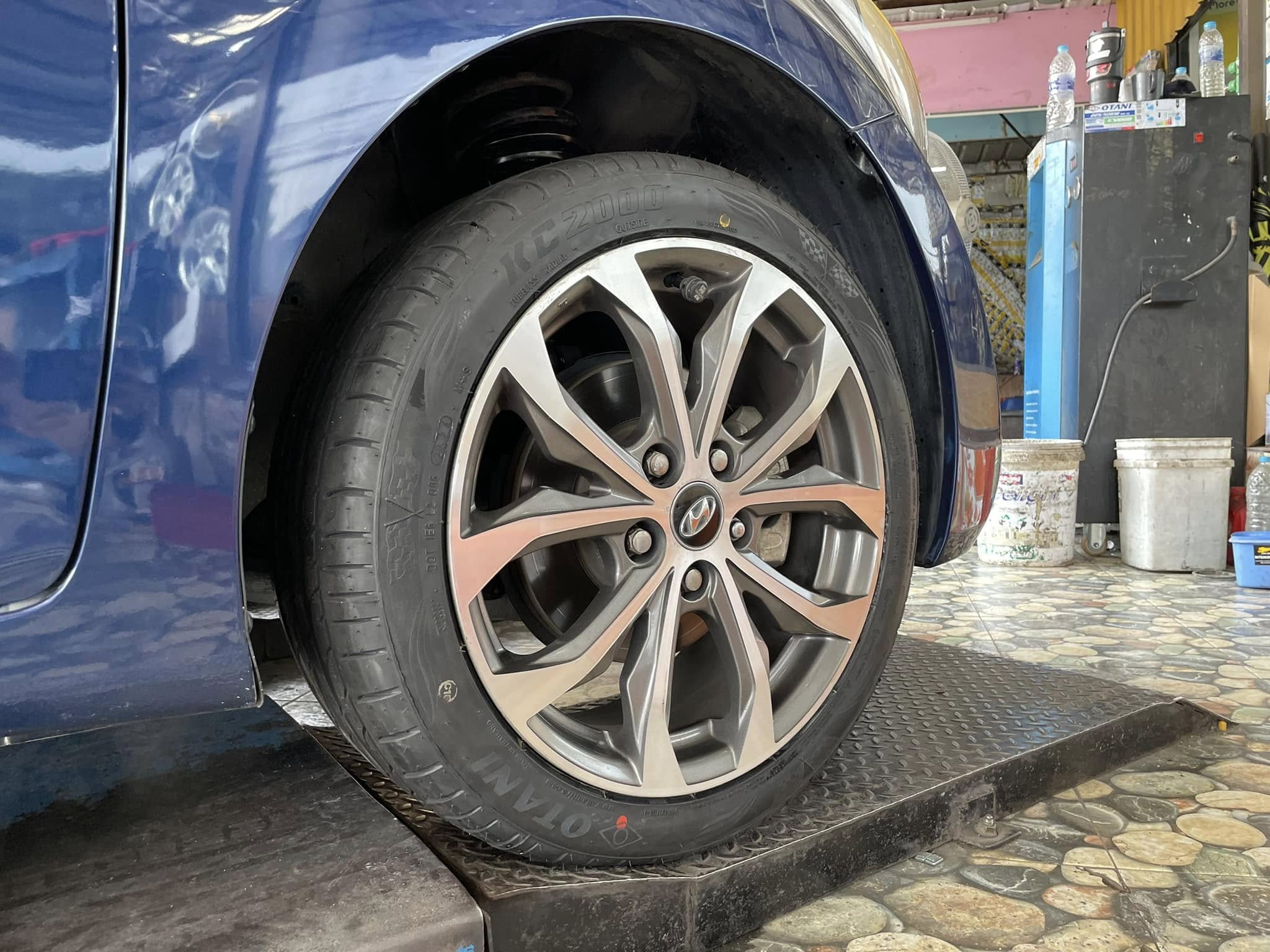 🚘 #HYUNDAI_ELANTRA🙏 #OTANI #KC2000 215/45R17 #บริการตั้งศูนย์ล้อ🛞