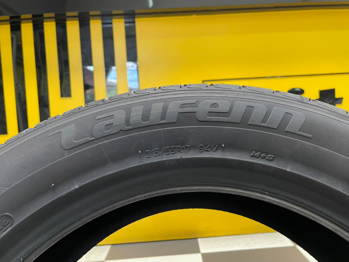 ยางLaufenn S Fit As 215/55R17 ยางใหม่ปี2022 ยางสัญชาติเกาหลี