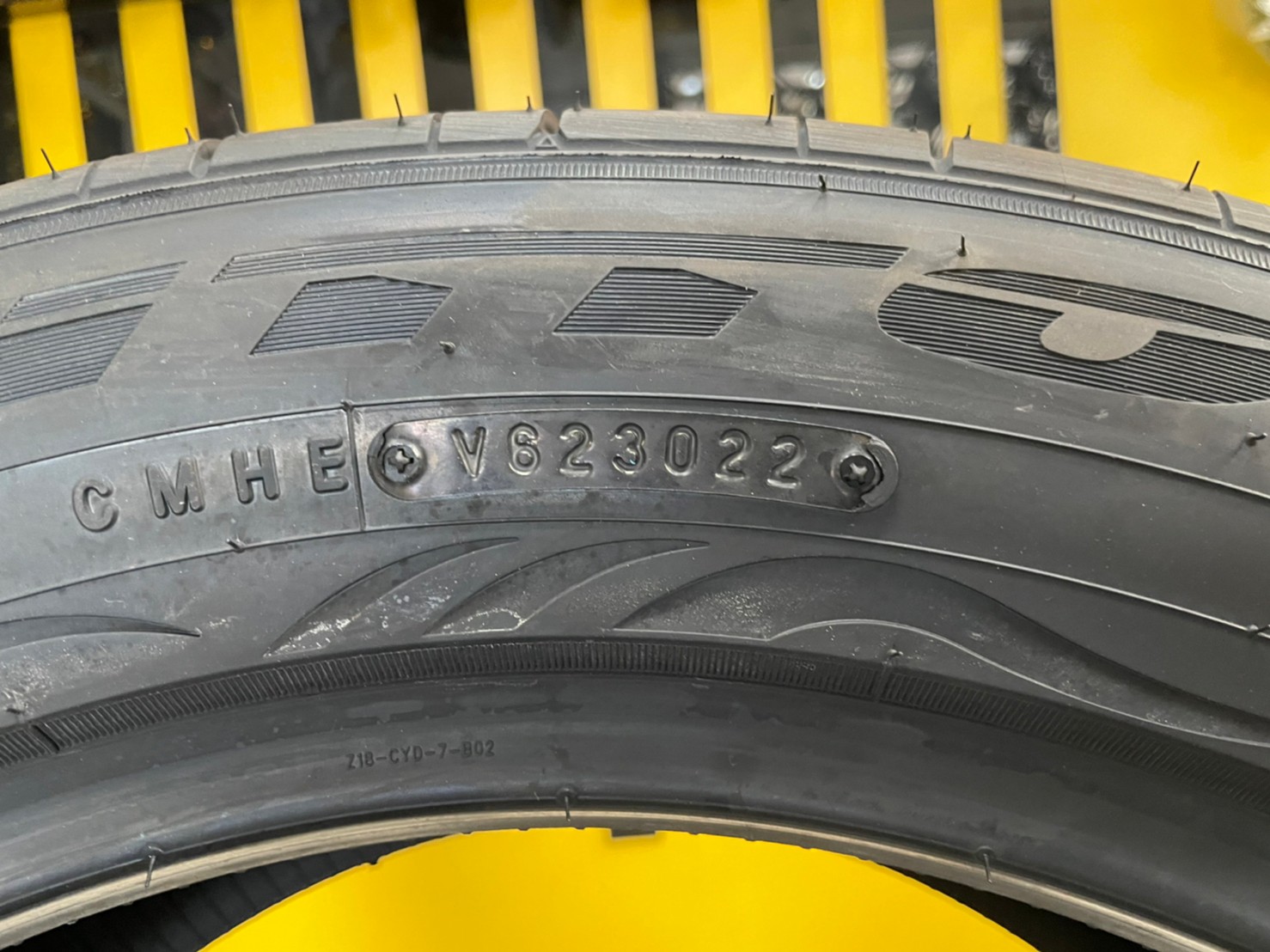 👉NITTO NT420SD 255/50R18ยางใหม่ปี2022🔥ราคาพิเศษ สินค้ามีจำนวนจำกัด