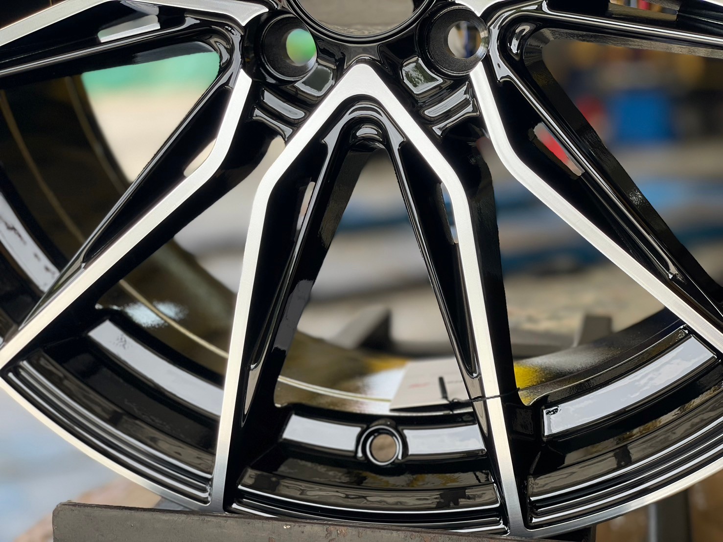 ล้อแม็กซ์ใหม่ Emotion-R #ล้อแม็กซ์ขอบ17 #EmotionR #ETV 17x7 ET35 4x100 สีดำขอบมิลลิ่งสีเงิน