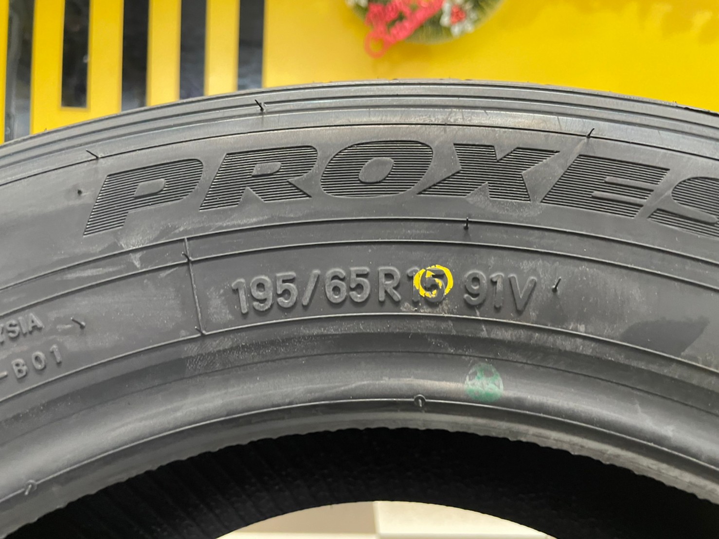 TOYO PROXES CR1 195/65R15 ยางใหม่ปี2023