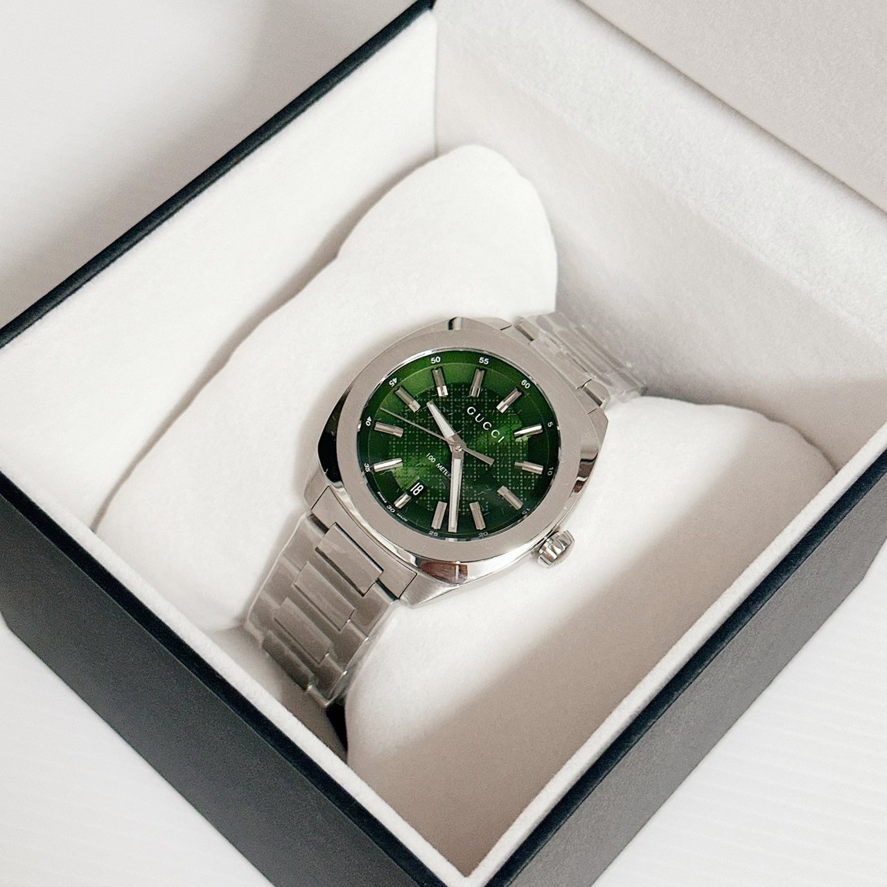Gucciรุ่น YA142313 Men's GG2570 Green Dial Quartz Watch