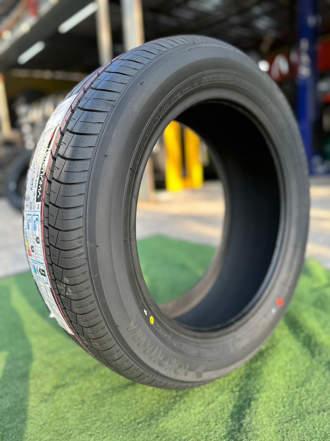 YOKOHAMA E70 215/55R17 ยางใหม่ปี2023