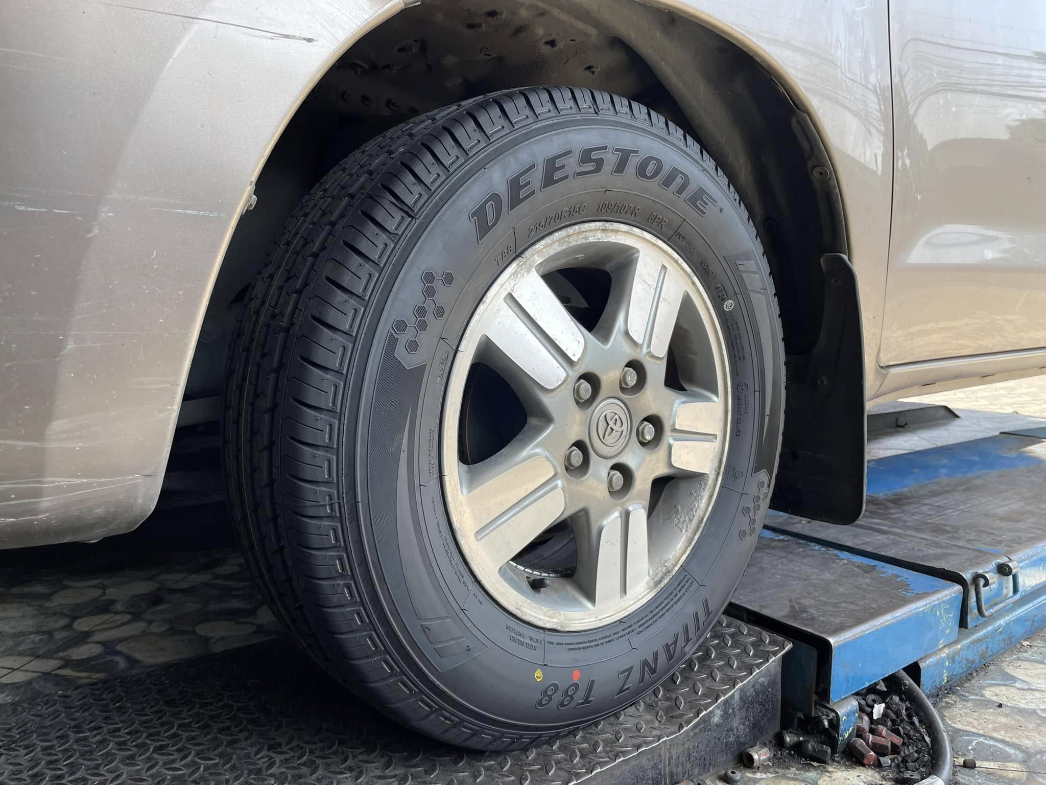 #TOYOTA_VIGO🛞เปลี่ยนยาง #DEESTONE_T88_215/70R15