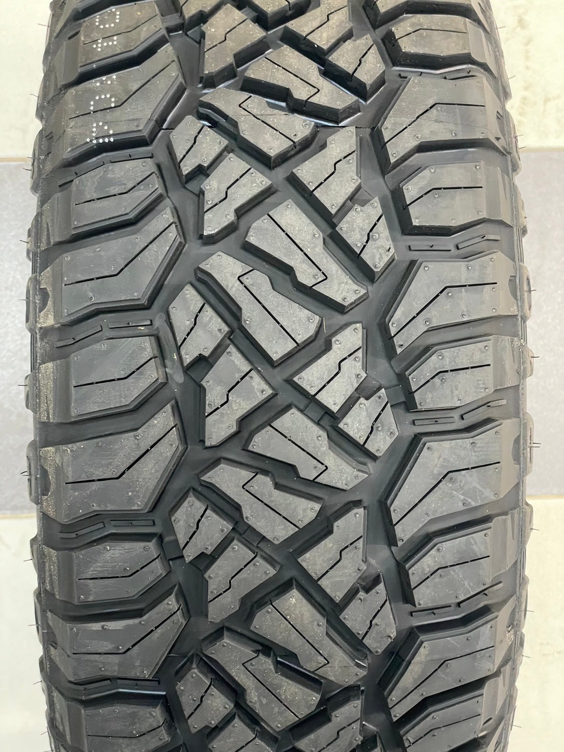 ยาง Sailun Terramax RT 265/70R16 ยางใหม่ปี2024 " หล่อ ดุดัน ยางตัวหนังสือสีขาว "