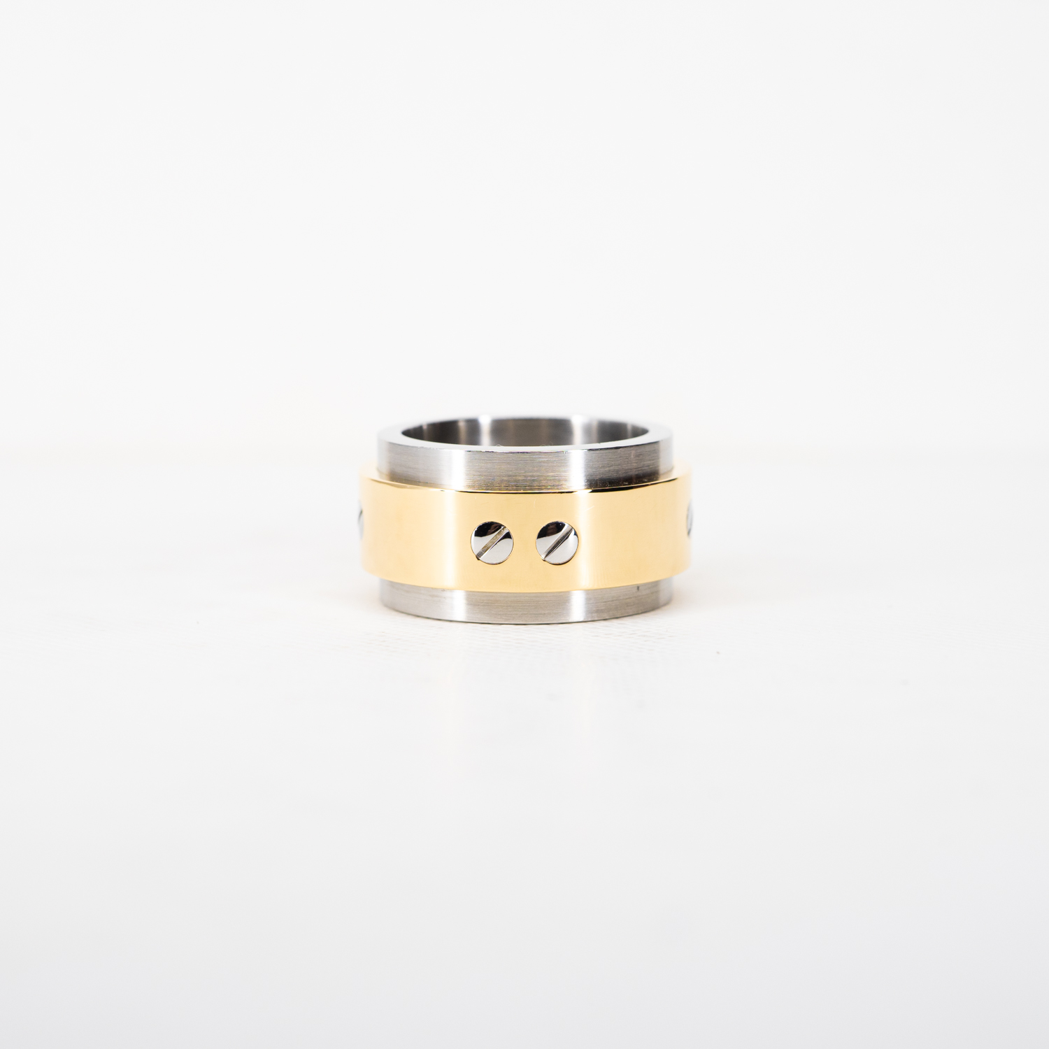 แหวน Cartier Santos Steel + 18K Yellow Gold ไซส์ 53# (Used)กล่องและการ์ด