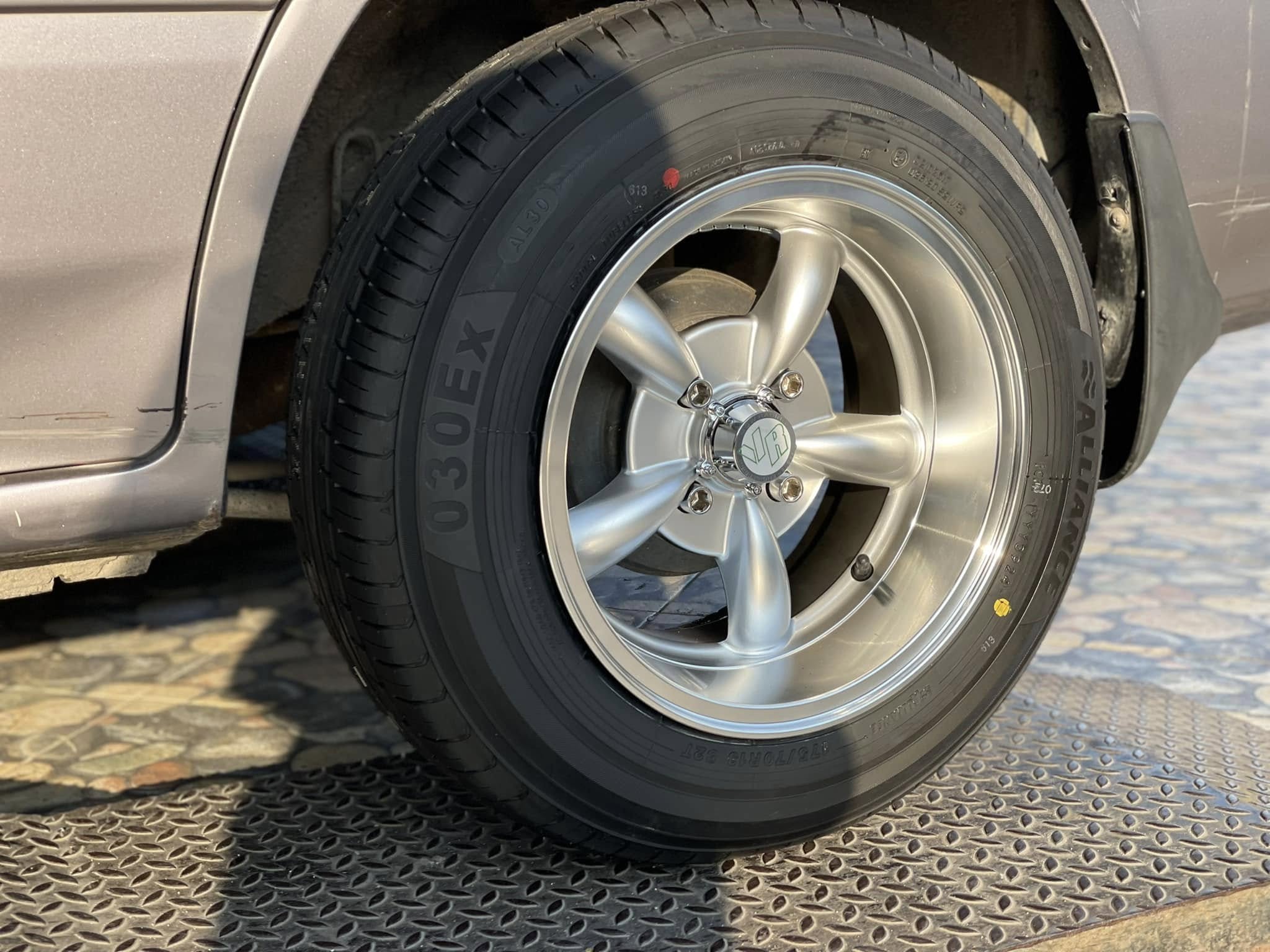 เสริมหล่อ ล้อพร้อมยาง #HONDA_CITY 🚘❤️💫 🛞🛠 #ALLIANCE_030EX 175/70R13 🛞🐘#ล้อกล้วยขอบ13 #MGW MF5134 13X7 ET-7 4X100