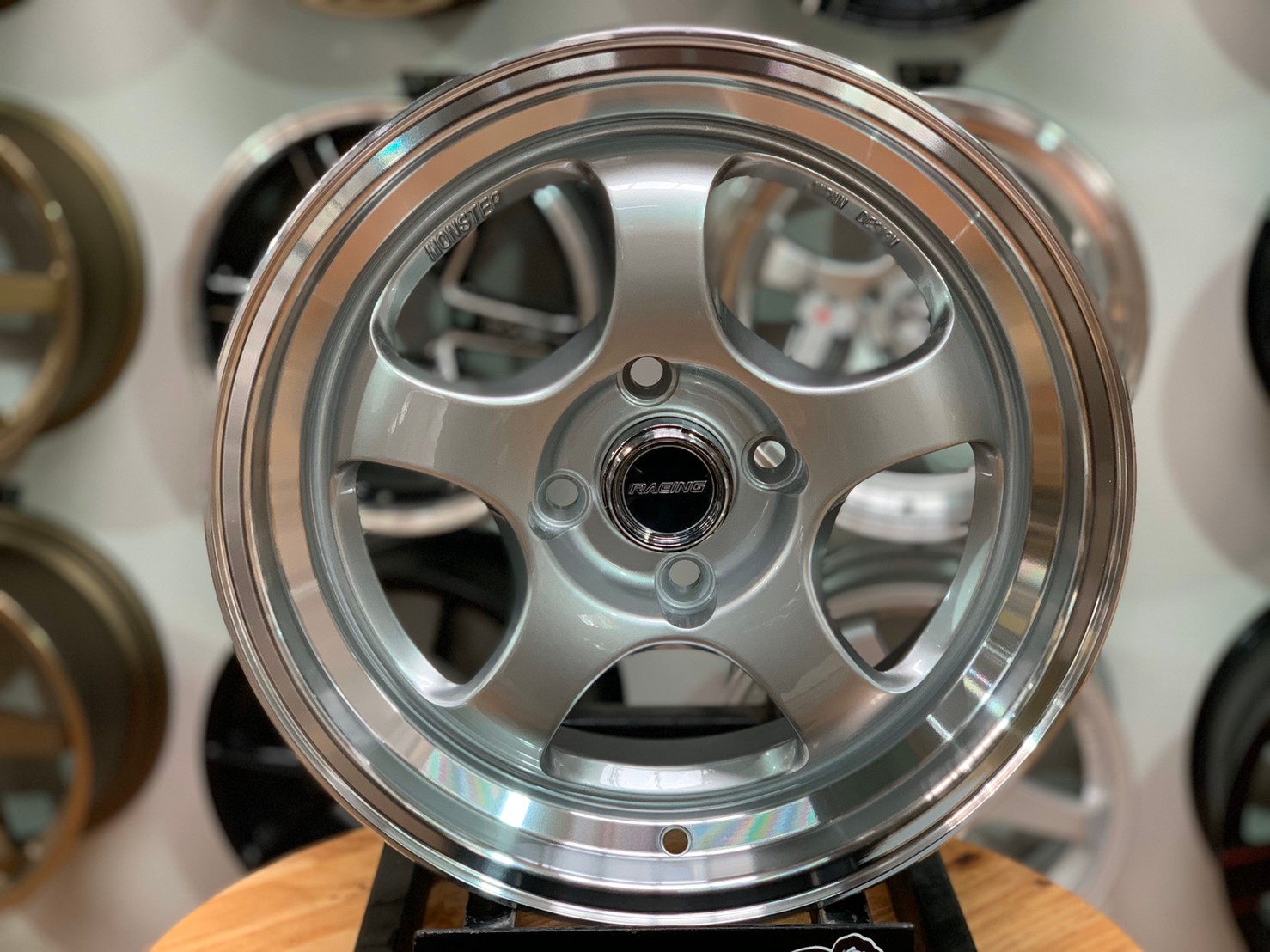 ล้อแม็กใหม่ S1R ขอบ15 4รู100 กว้าง7 ออฟ35 สีบรอนซ์ขอบเงา