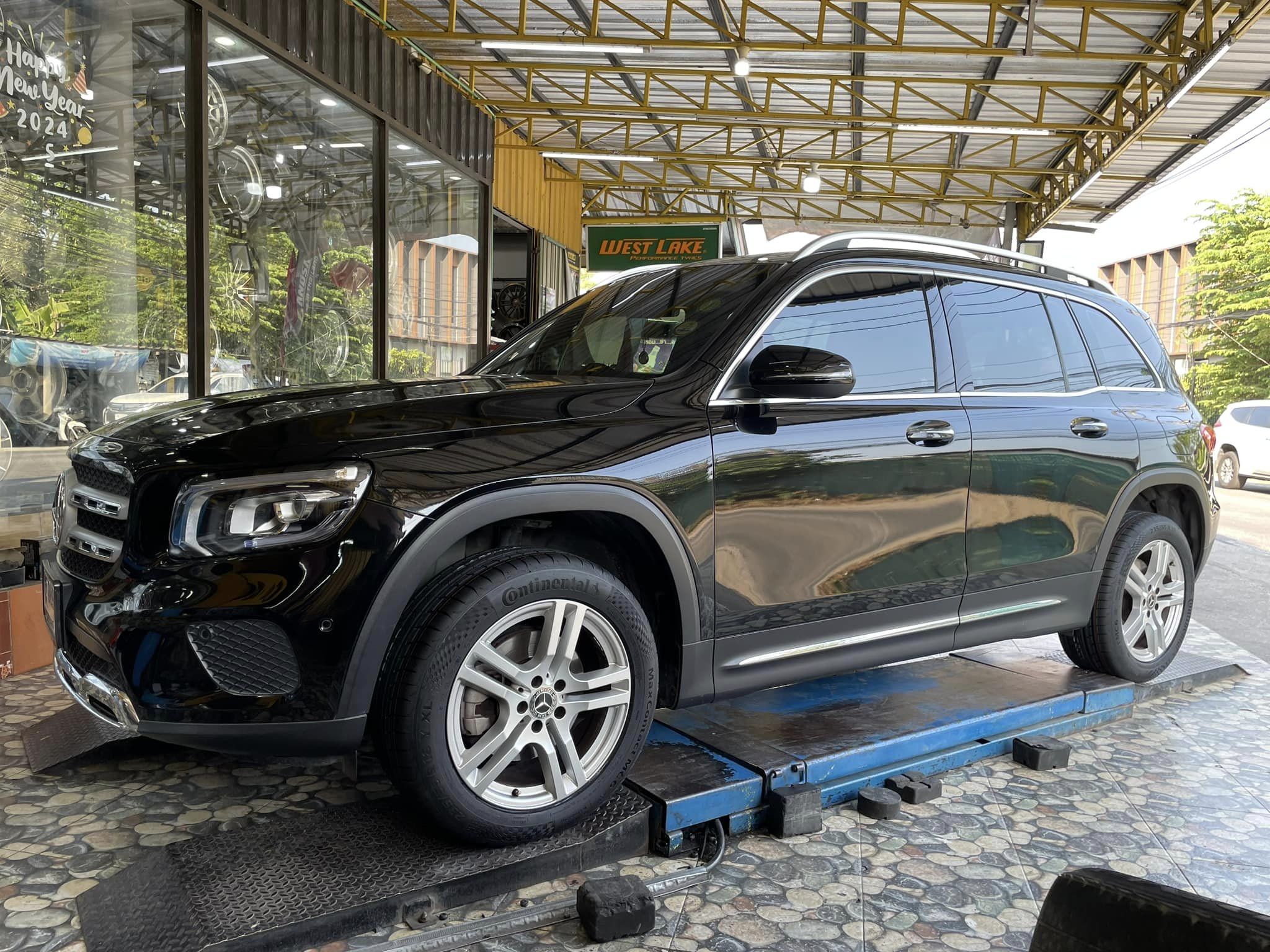 BENZ GLB200 เปลี่ยนยาง 🛞🐘#Continental #MC6 235/55R18