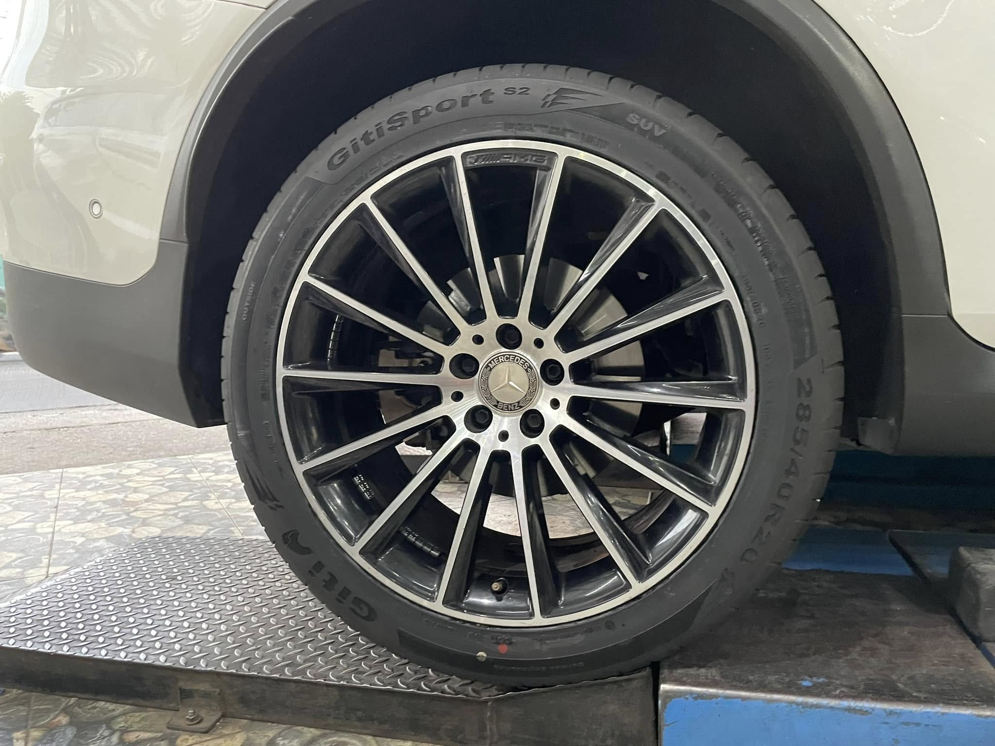 🚗#BENZ_GLC250d🛞 🛞#ยางจีที #ยางสปอร์ตสมรรถนะการขับขี่สูง 🛞 🛞#Giti_SportS2 285/40R20🛞