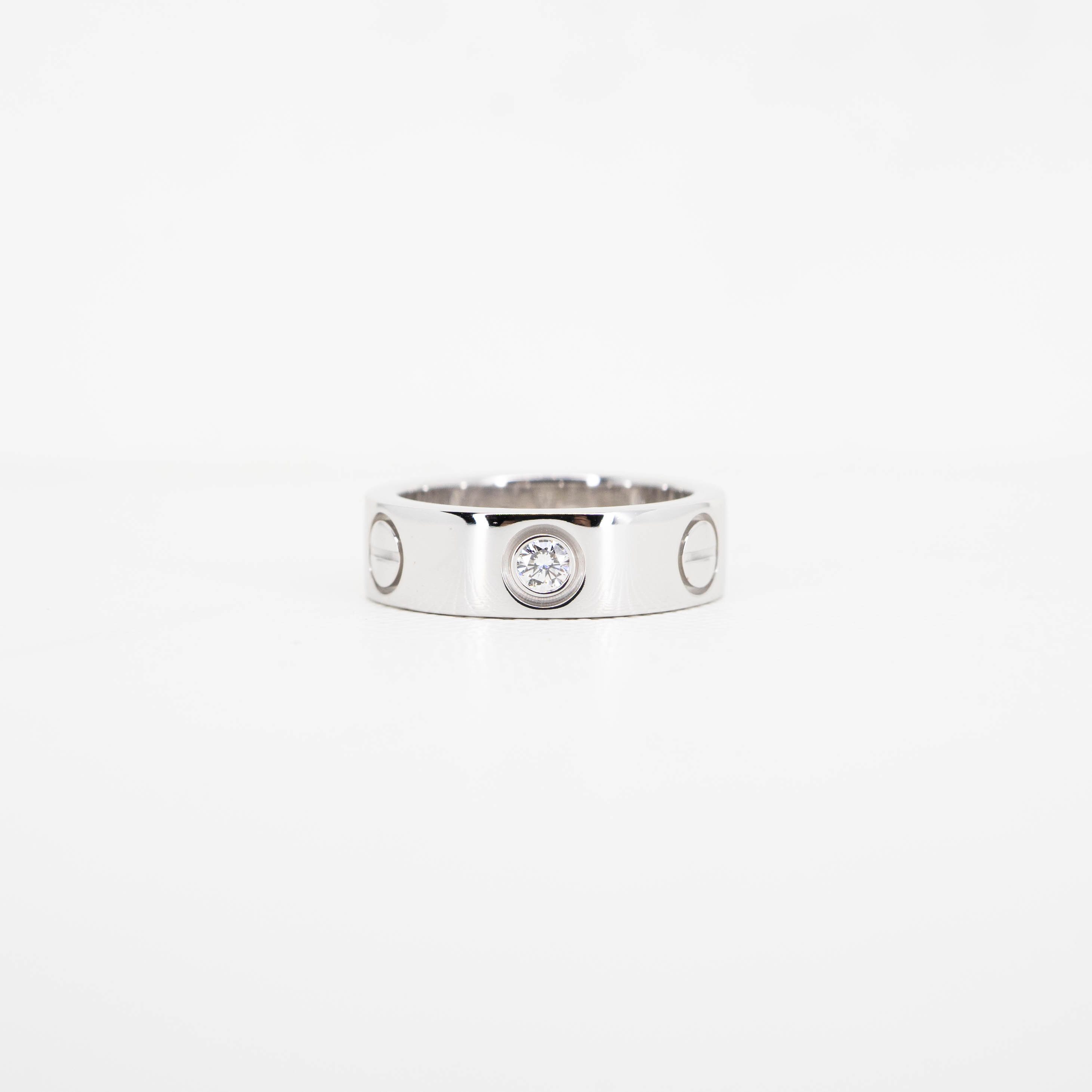แหวน Cartier Love 3Diamonds ทองขาว18K ไซส์ 47# (Used)