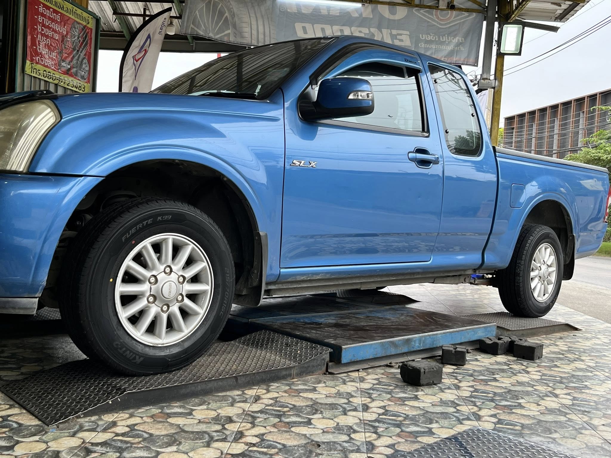 ISUZU_D-MAX🚘เปลี่ยนยาง 🛞🐘#KINTO_FUERTE K99_215/70R15