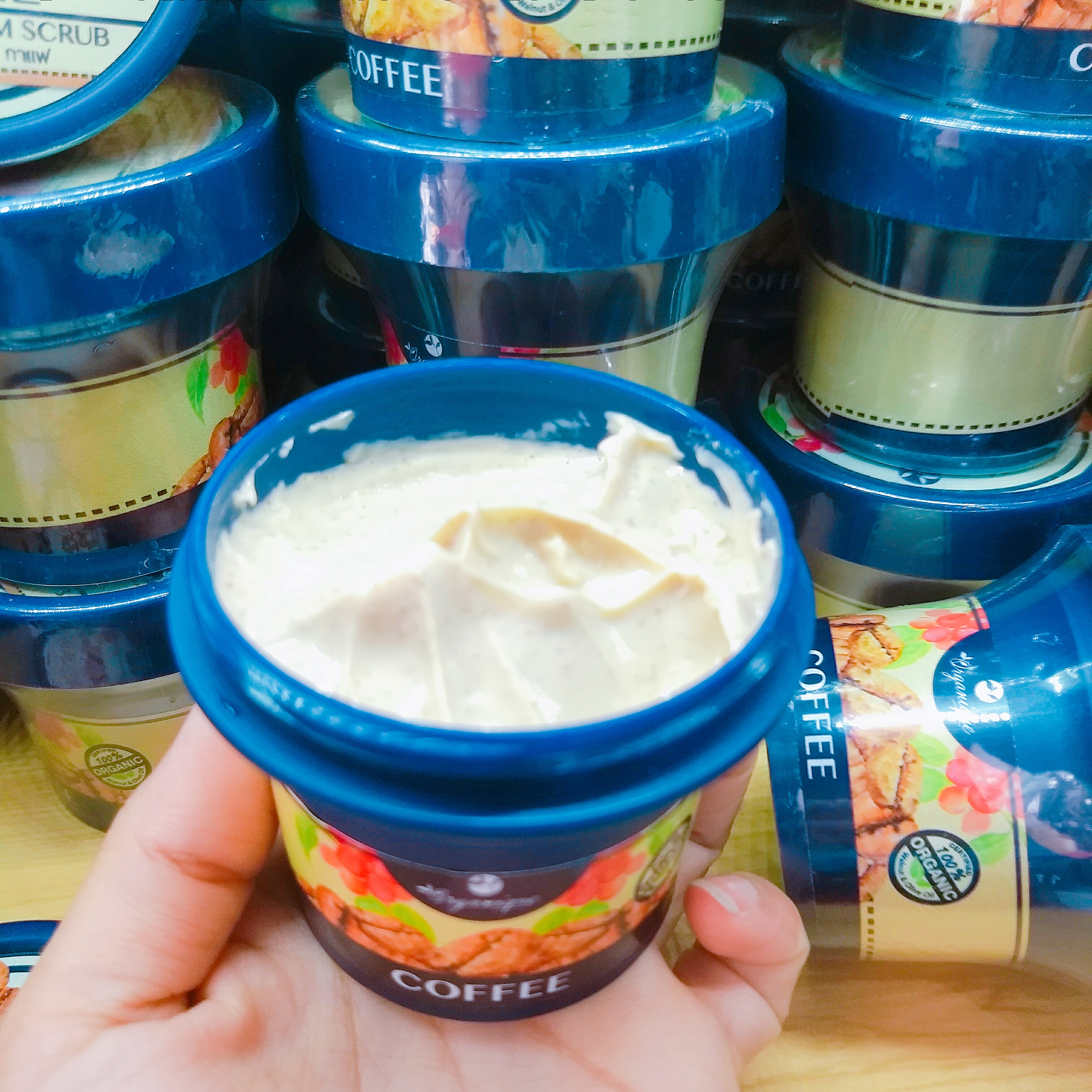 Coffee botanical cream scrub ครีมสครับกาแฟ