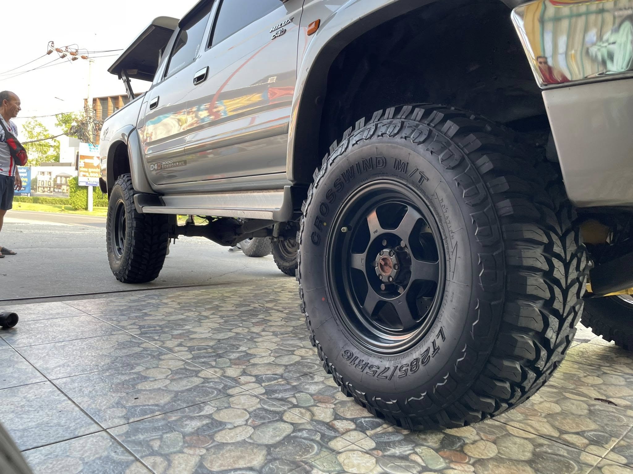 🛞❤️ #TOYOTA_TIGER_🚘เปลี่ยนยาง 🛞🐘#Linglong_CrosswindMT_285/75R16