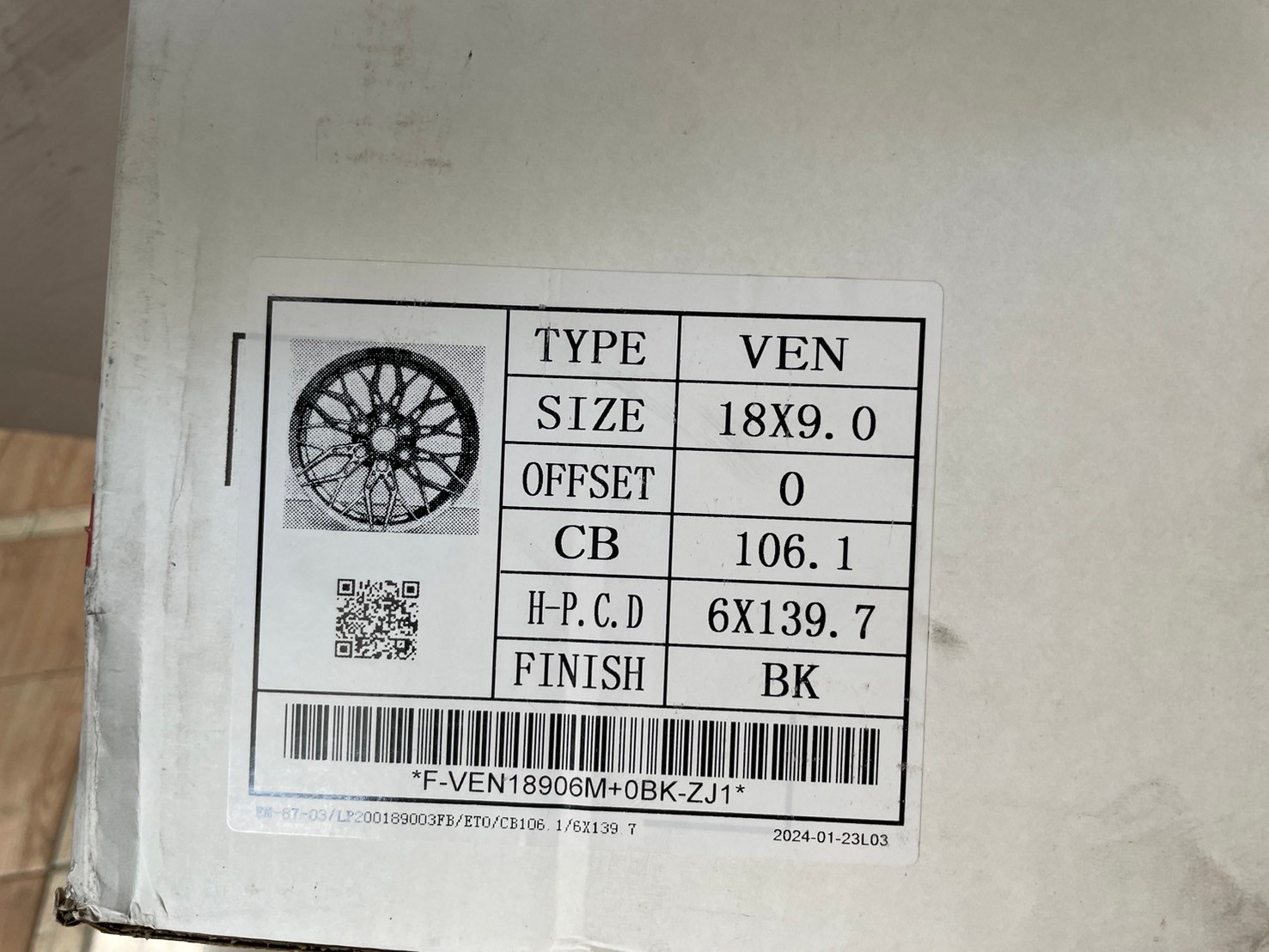 #ล้อแม็กซ์ใหม่ขอบ18 #EMOTION-R Model VEN 18x9 ET0 6x139.7 สีดำเงา